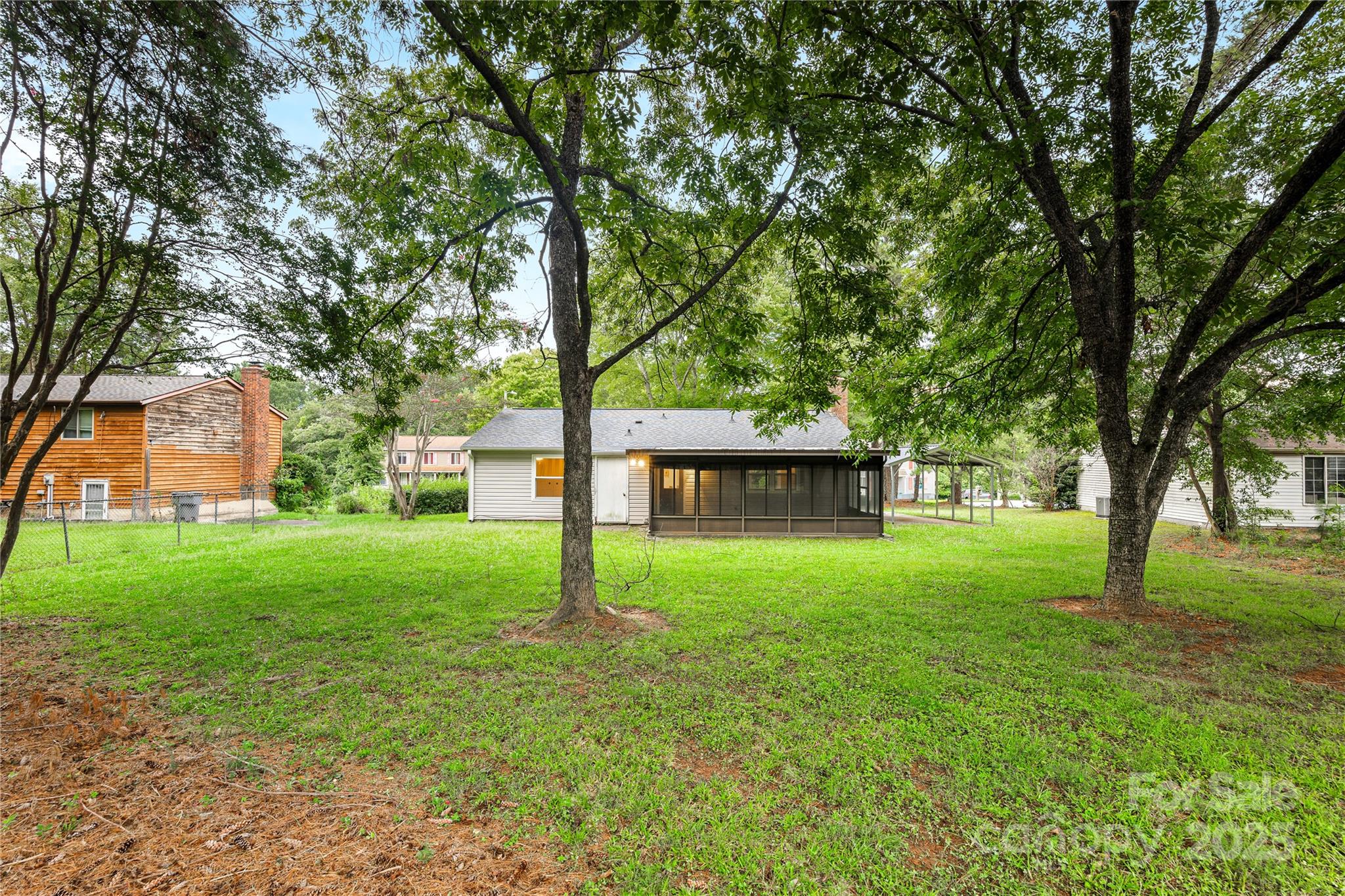 Holly Hills - Residential