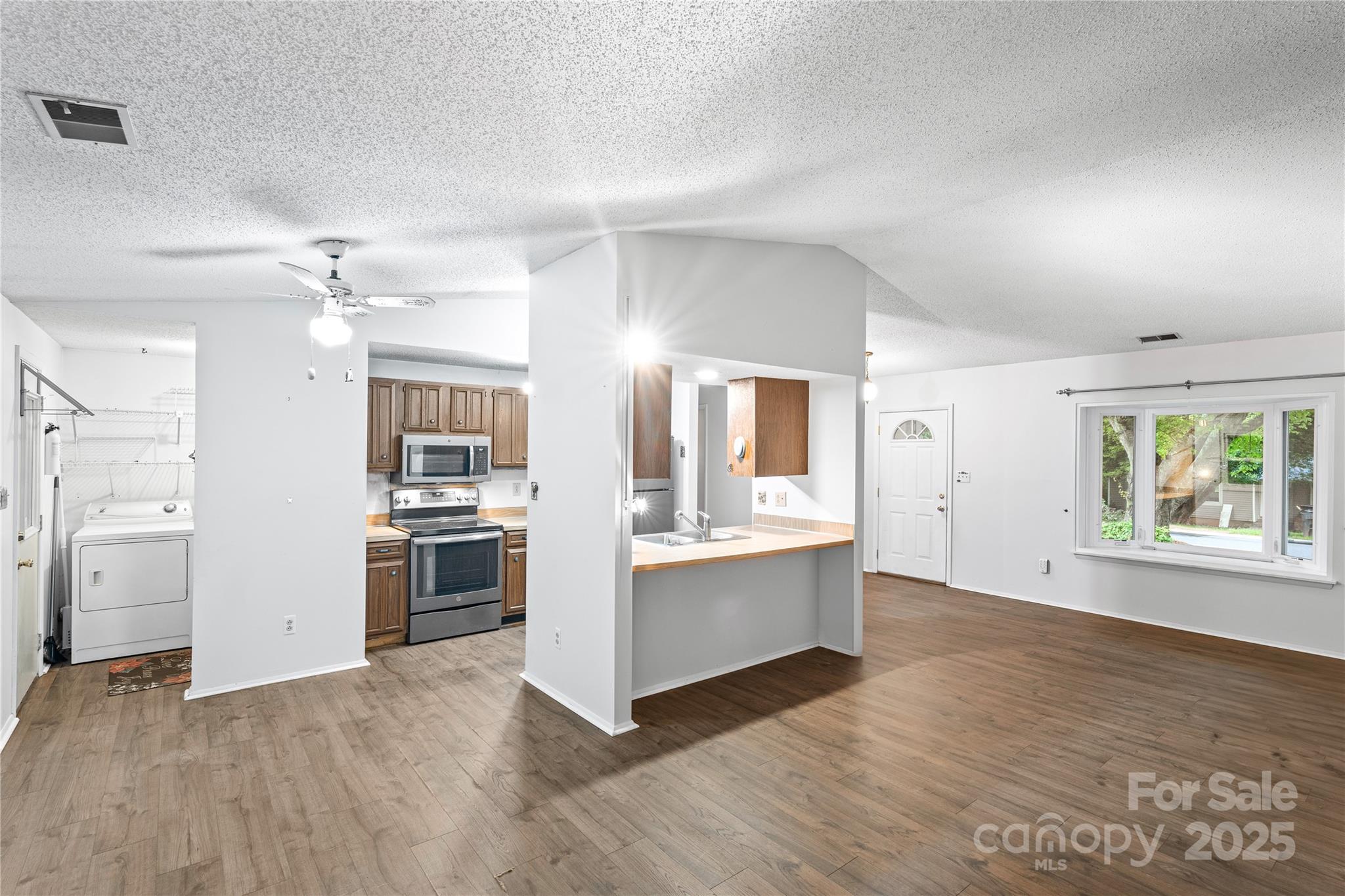 Holly Hills - Residential