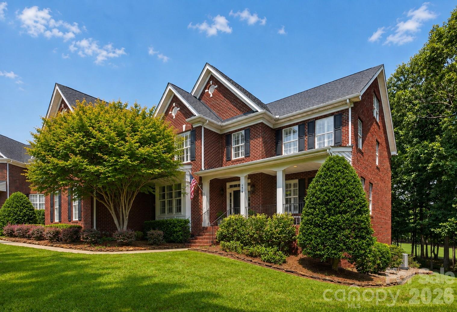 1910 Sycamore Berry Court