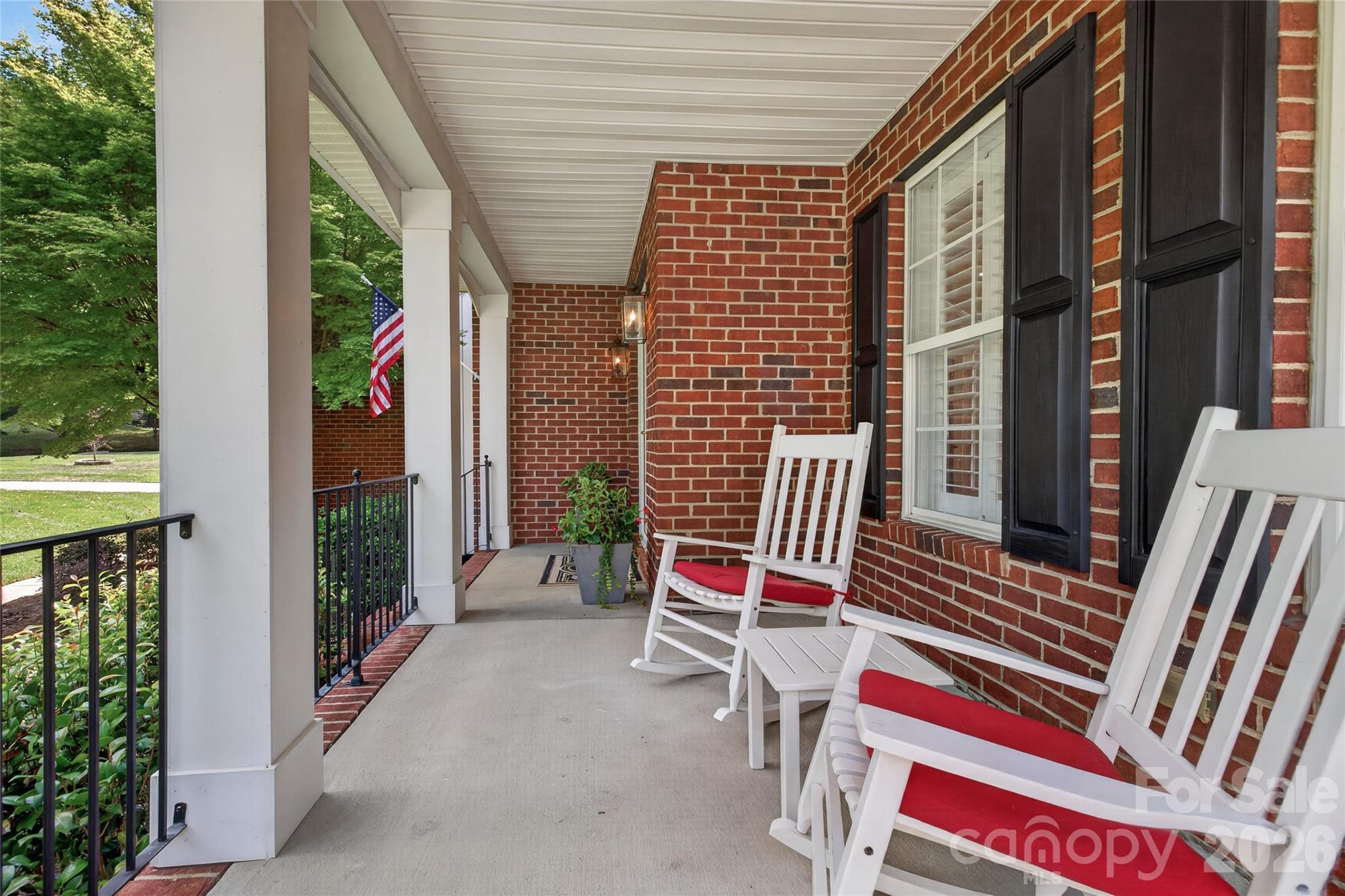 1910 Sycamore Berry Court