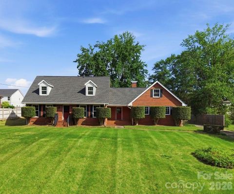 21 Bowen Drive Belmont NC 28012