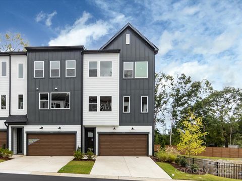 7928 Cedarsmith Court Charlotte NC 28217