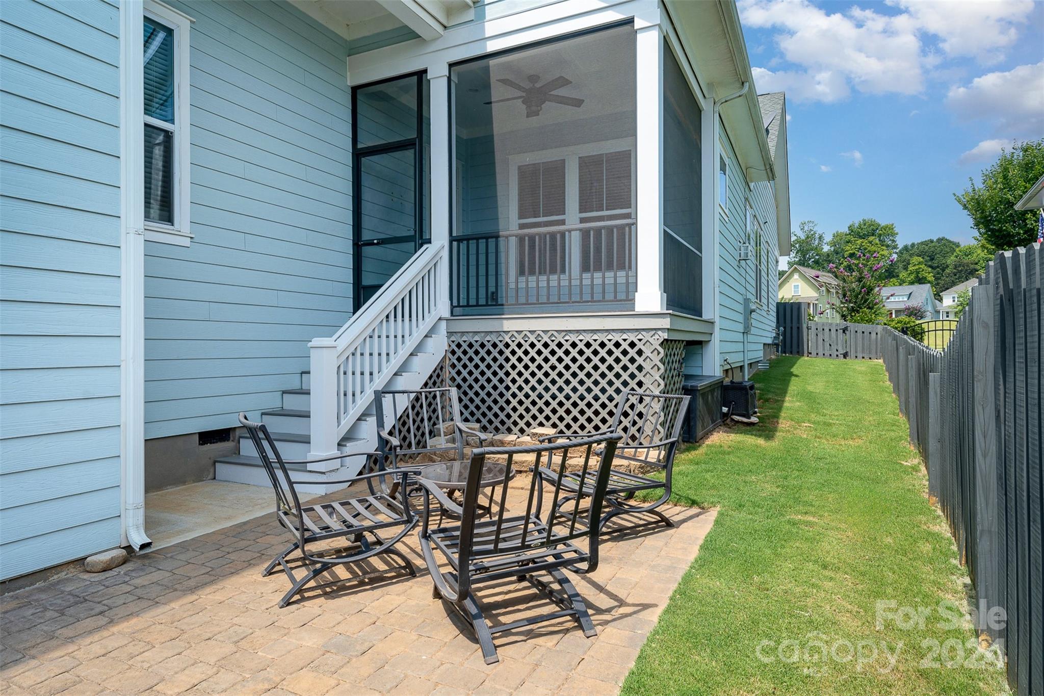 Riverwalk - Residential