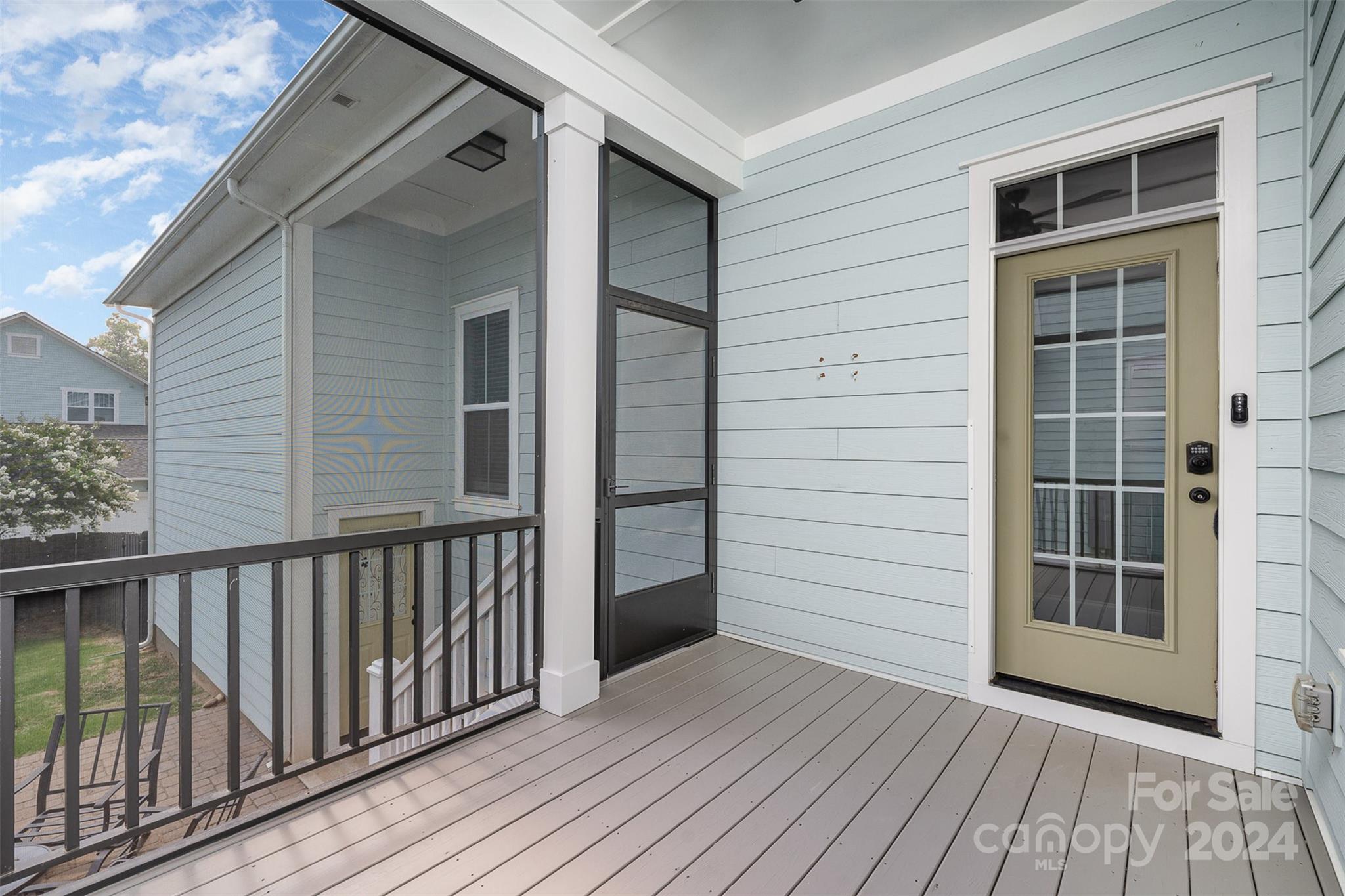 Riverwalk - Residential