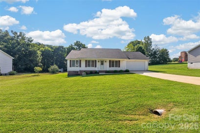 4405 Claralee Lane Hickory NC 28602