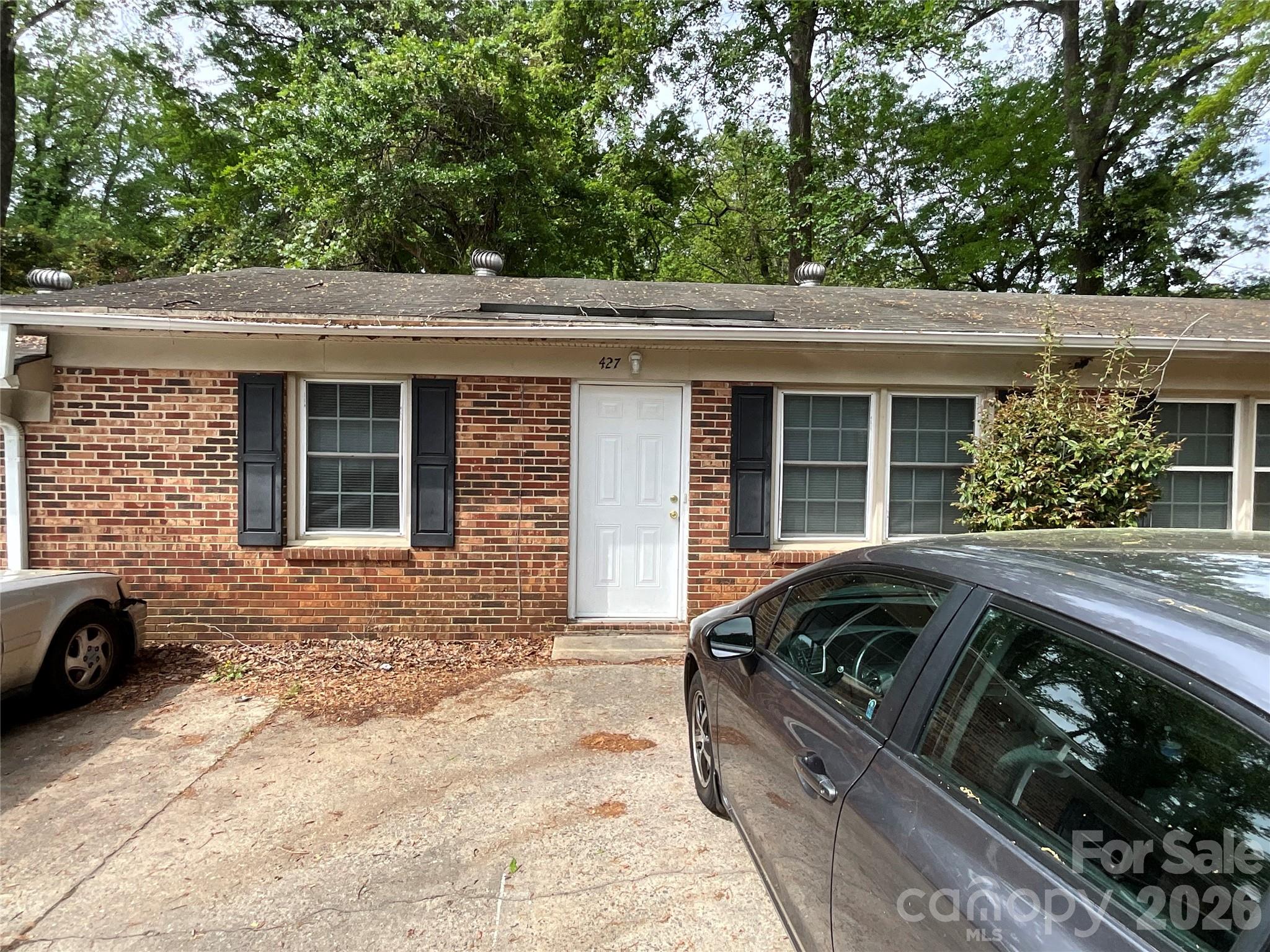 423 N Carpenter Street