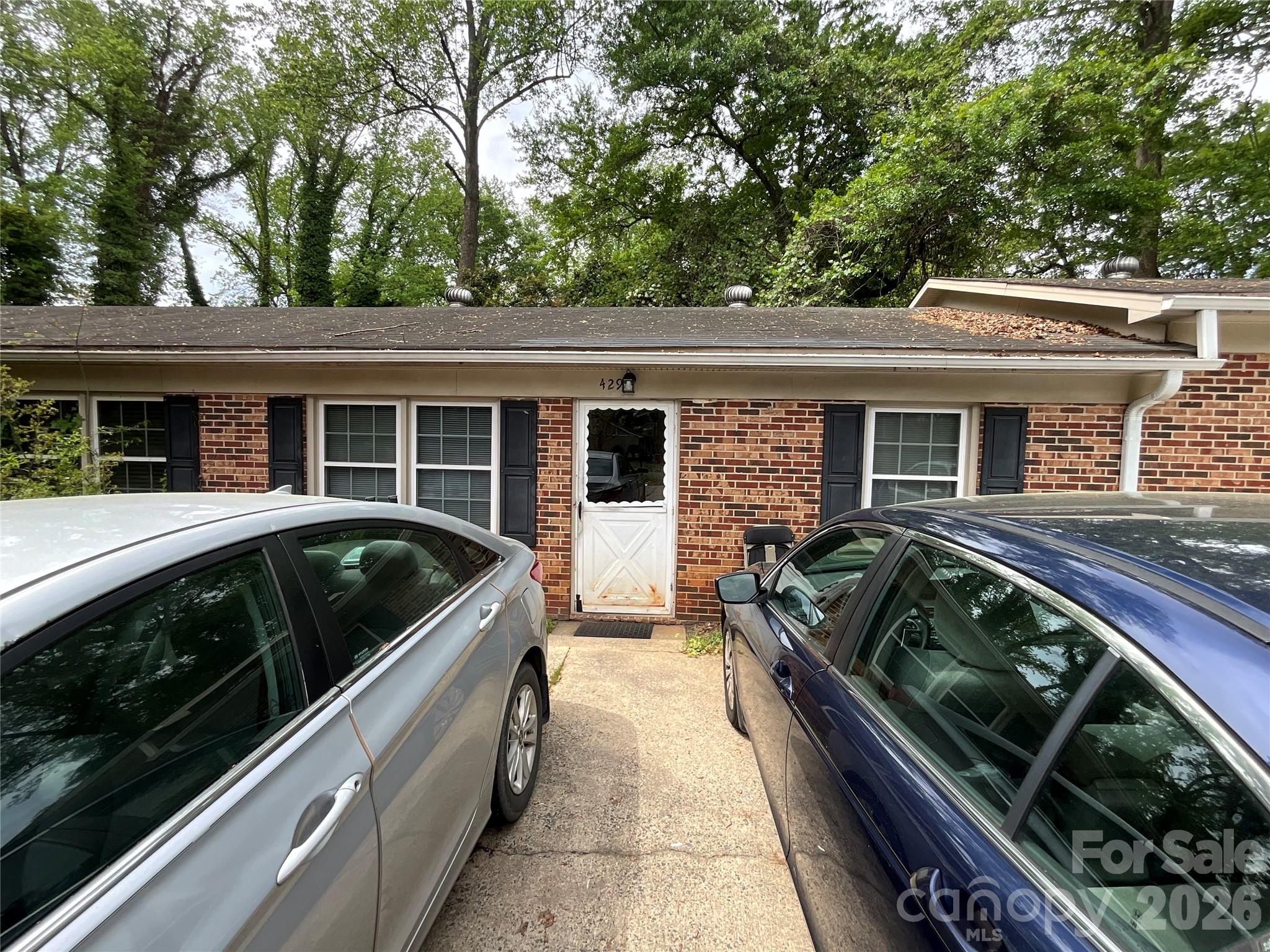 423 N Carpenter Street