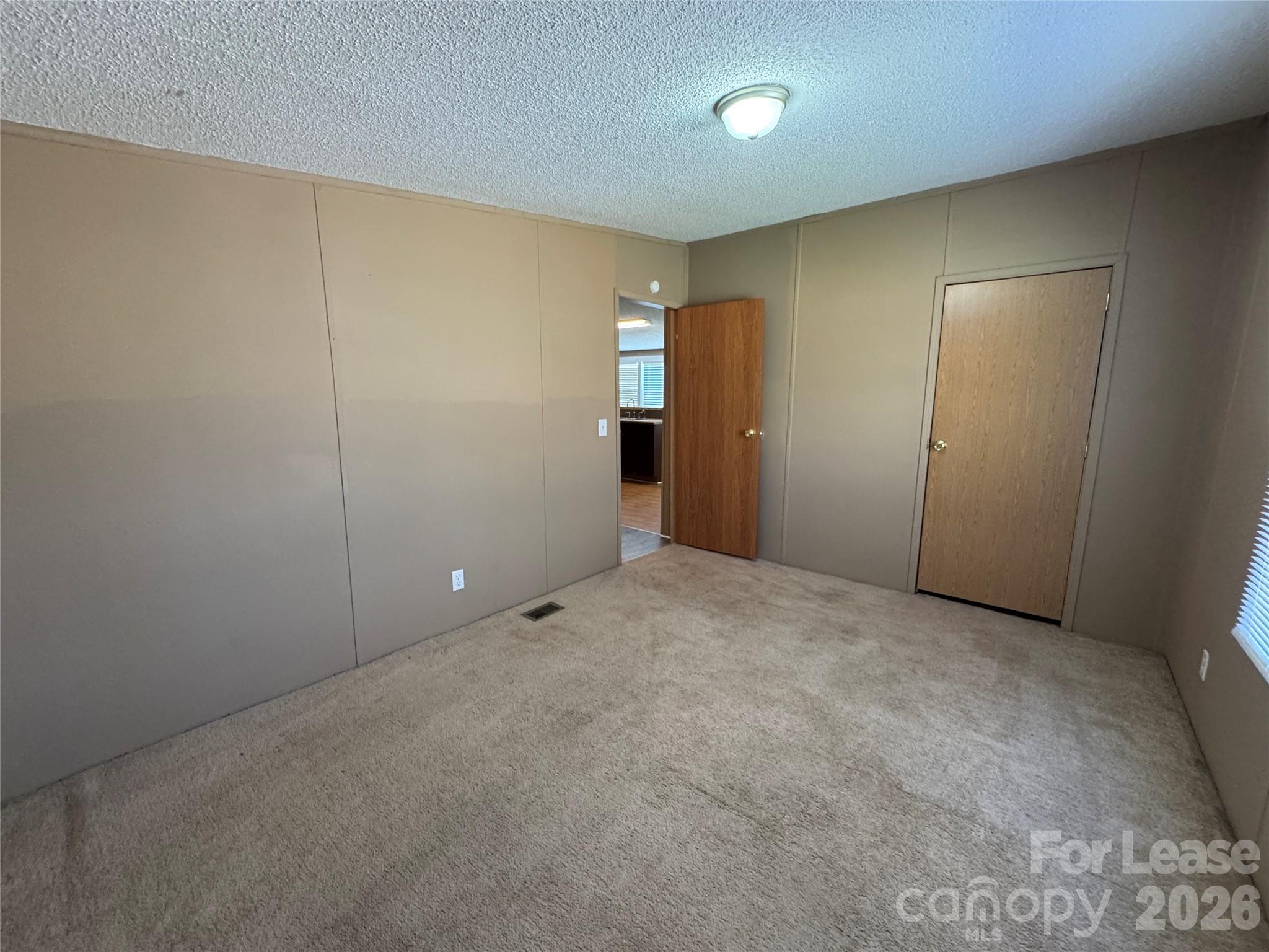 Summerrow Estates - Residential Lease