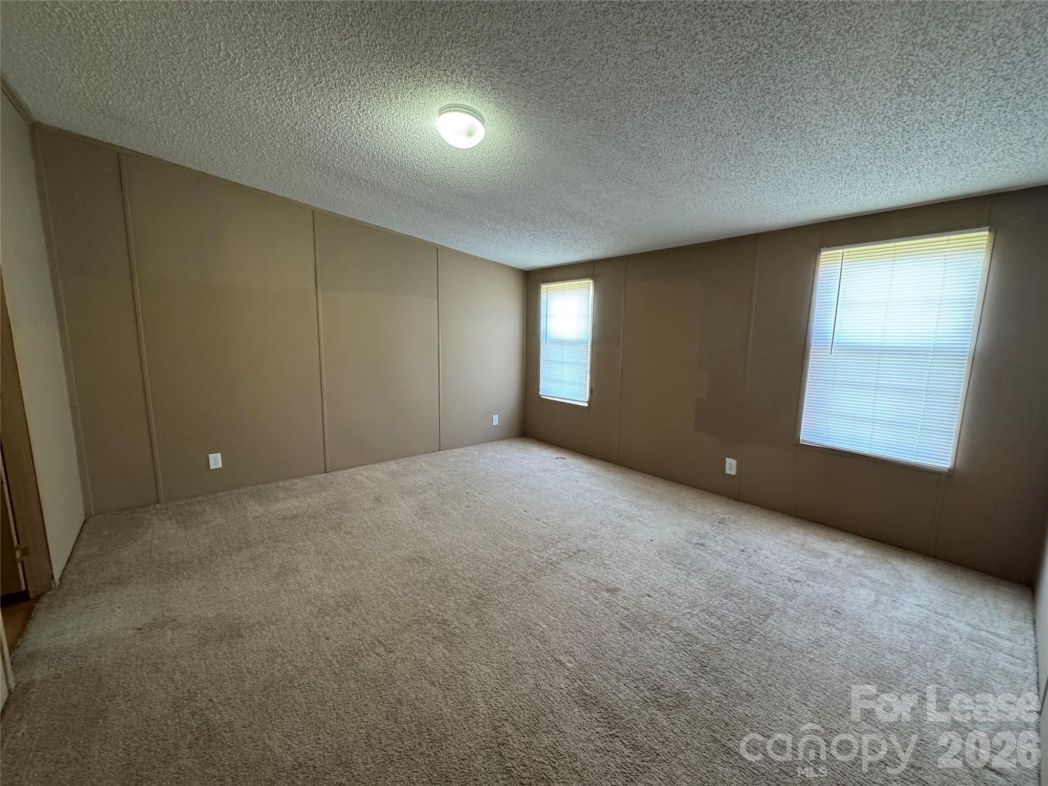 Summerrow Estates - Residential Lease