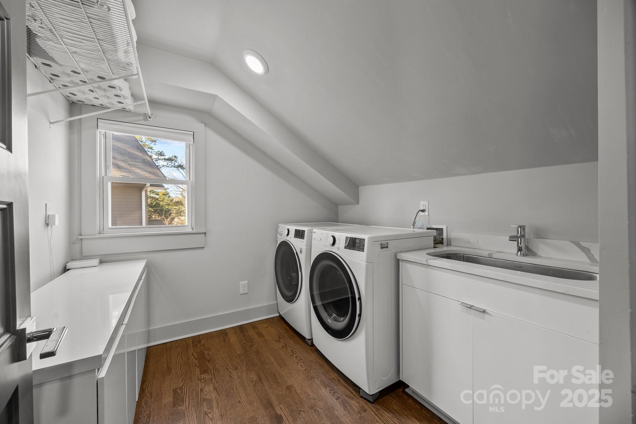 Bradley Hills - Residential