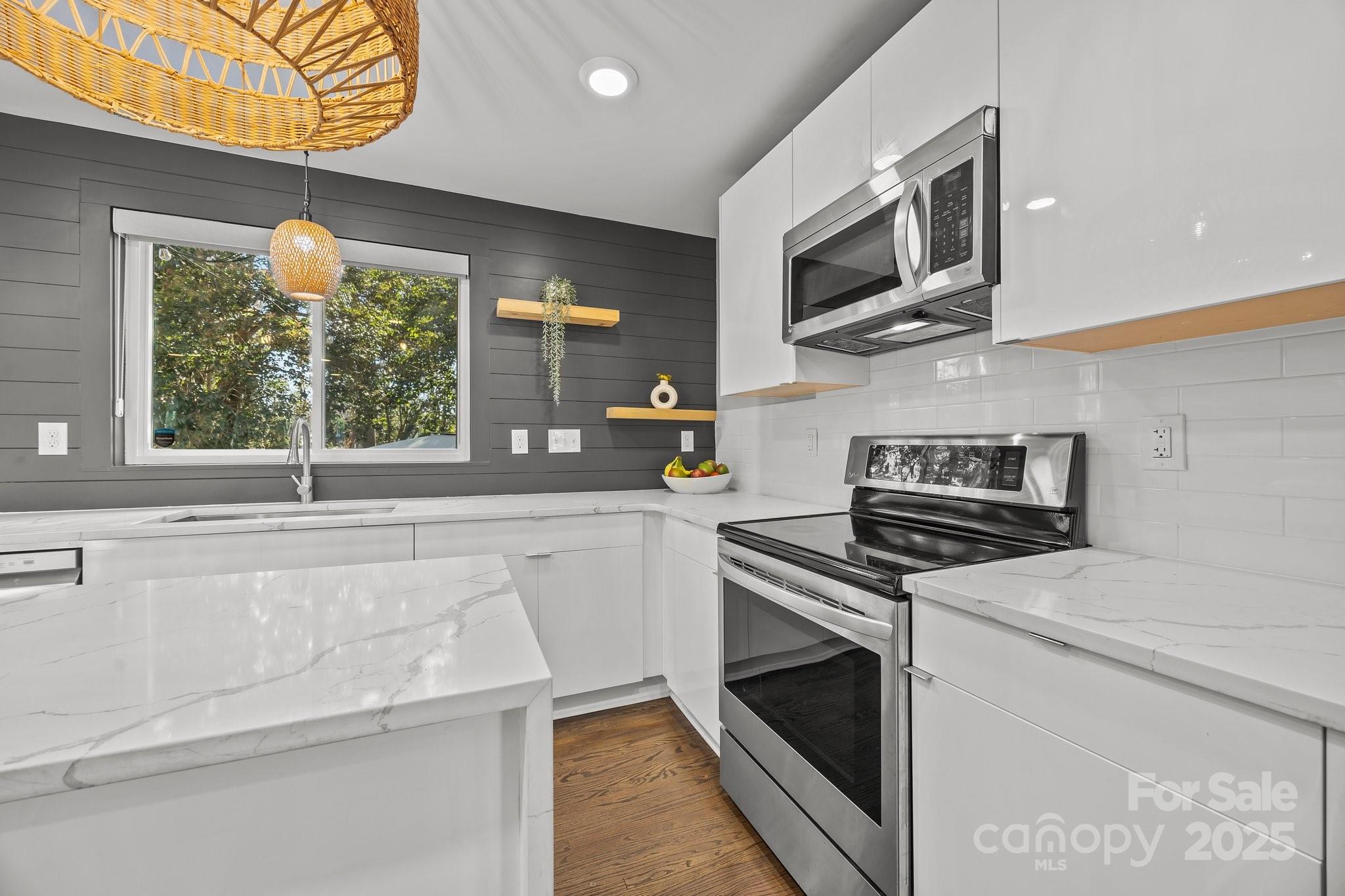 Bradley Hills - Residential