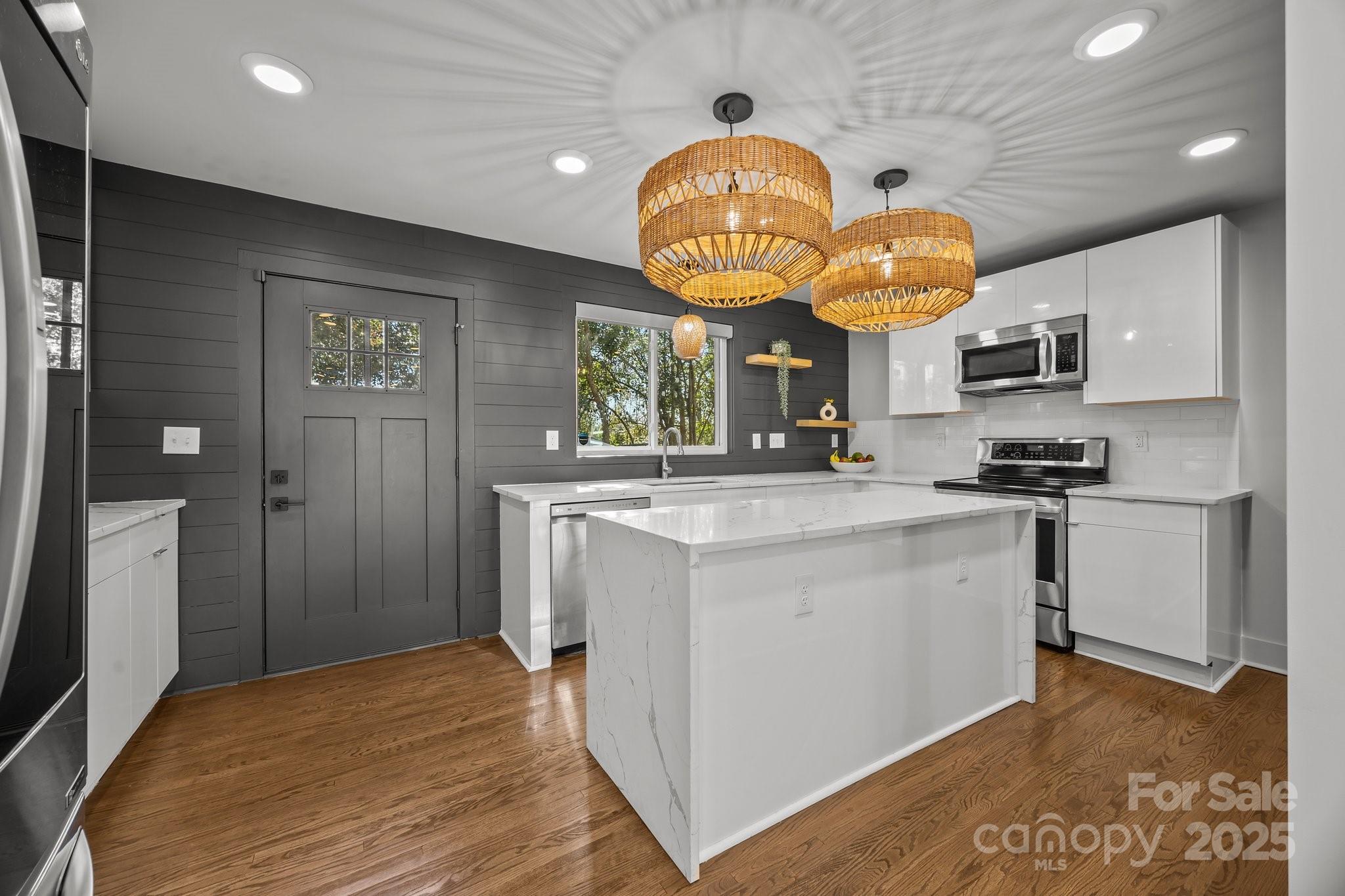 Bradley Hills - Residential