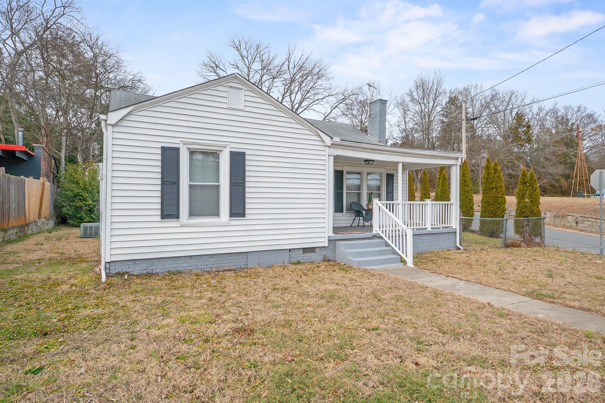 247 Cabarrus Avenue E