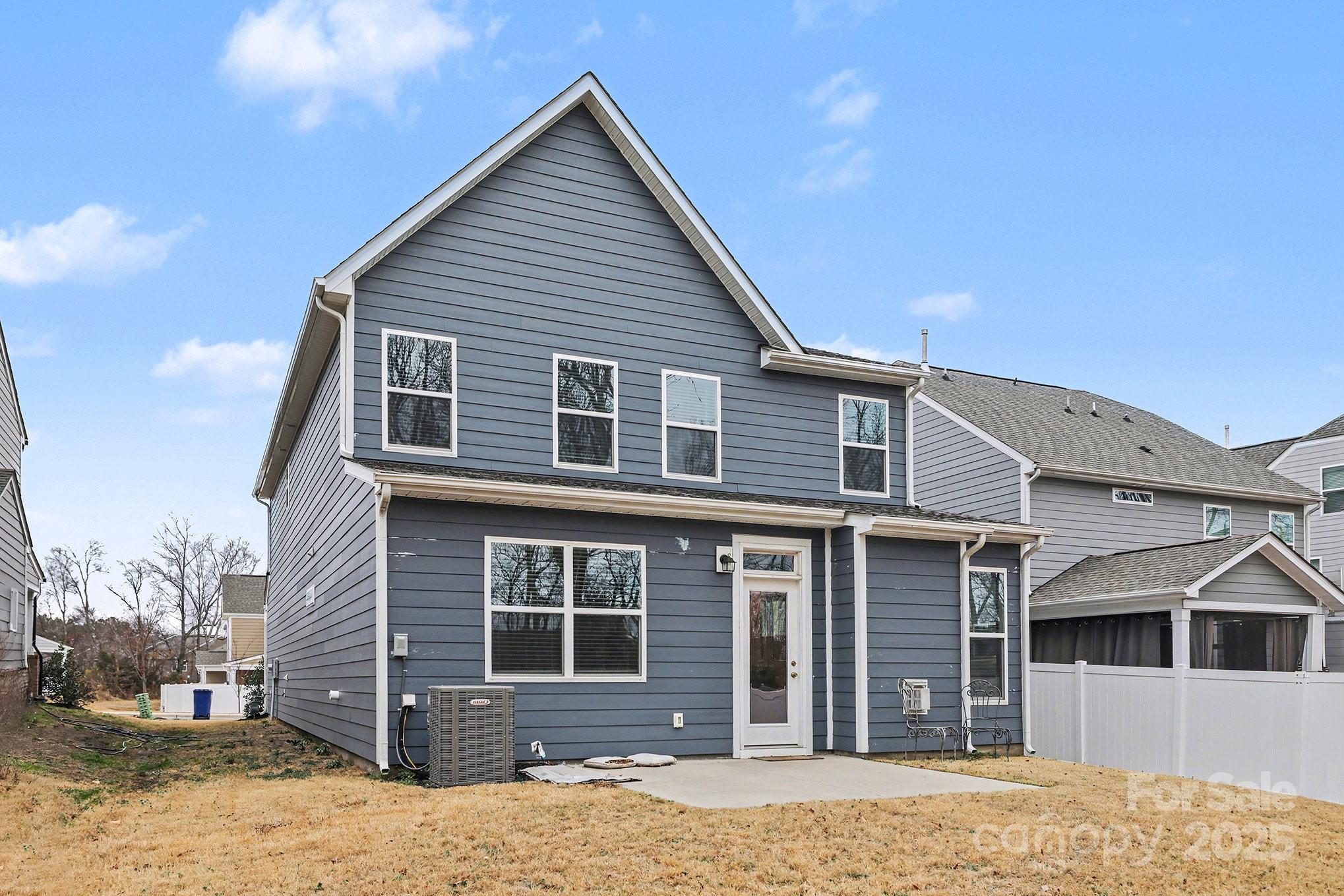 Harrisburg Village - Residential