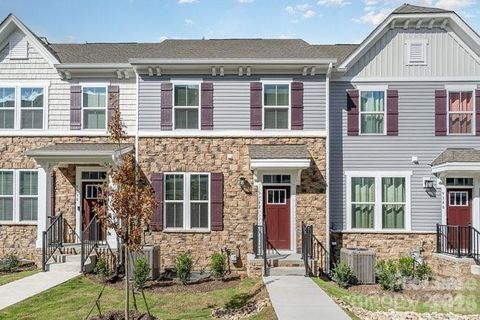 Photo of 9342 Mallard Mills Drive, Charlotte, NC 28262 (MLS # 4385656)