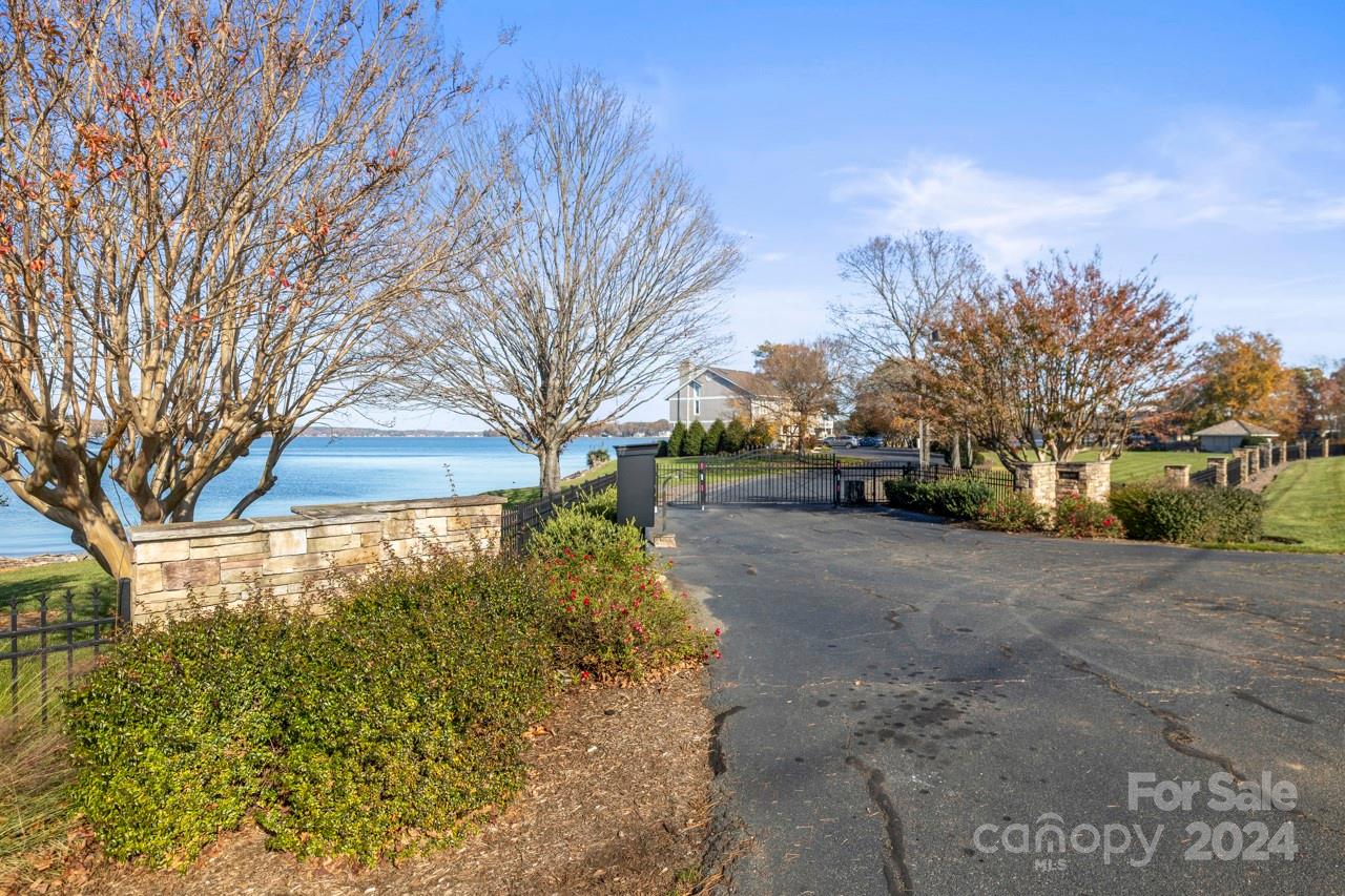 4848 Kiser Island Drive