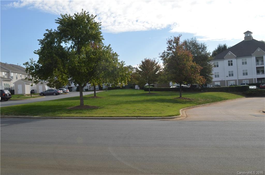 Oakhurst - Residential