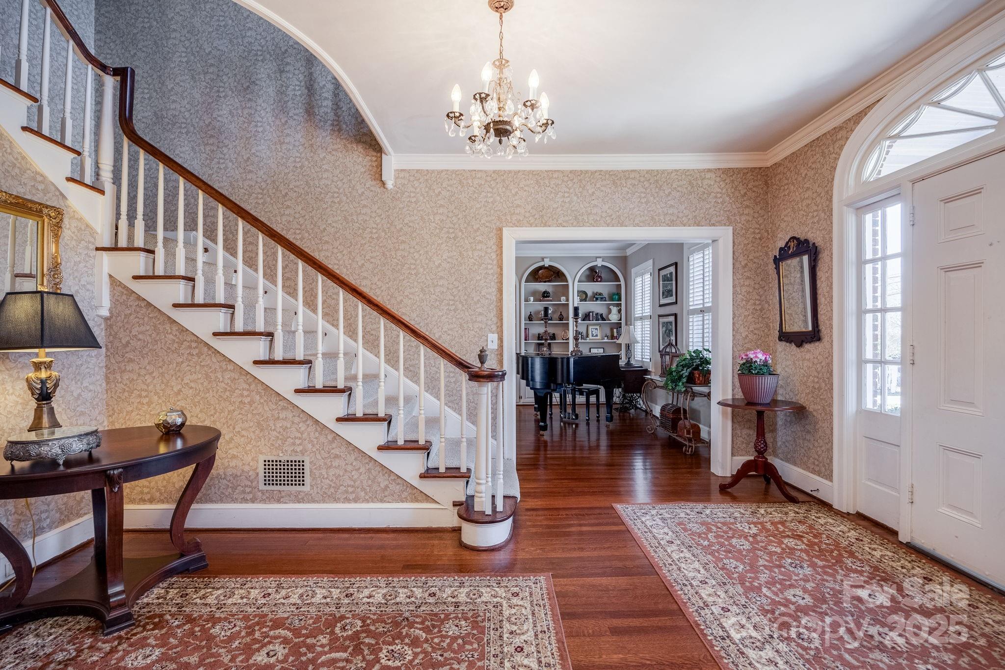 211 W Liberty Street