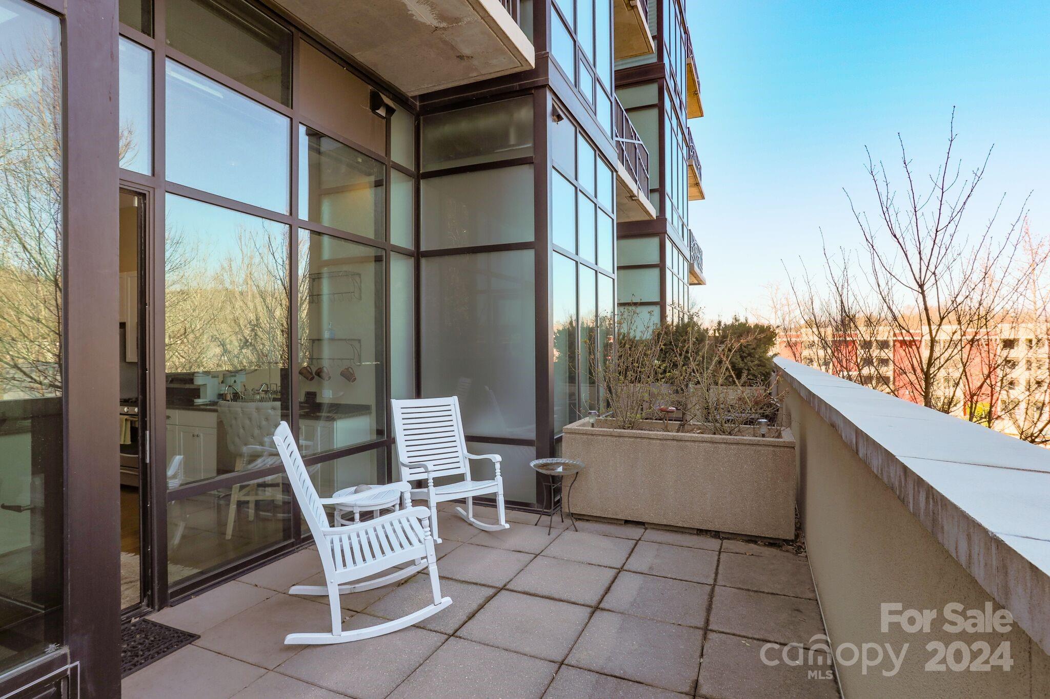 60 North Market - Residential