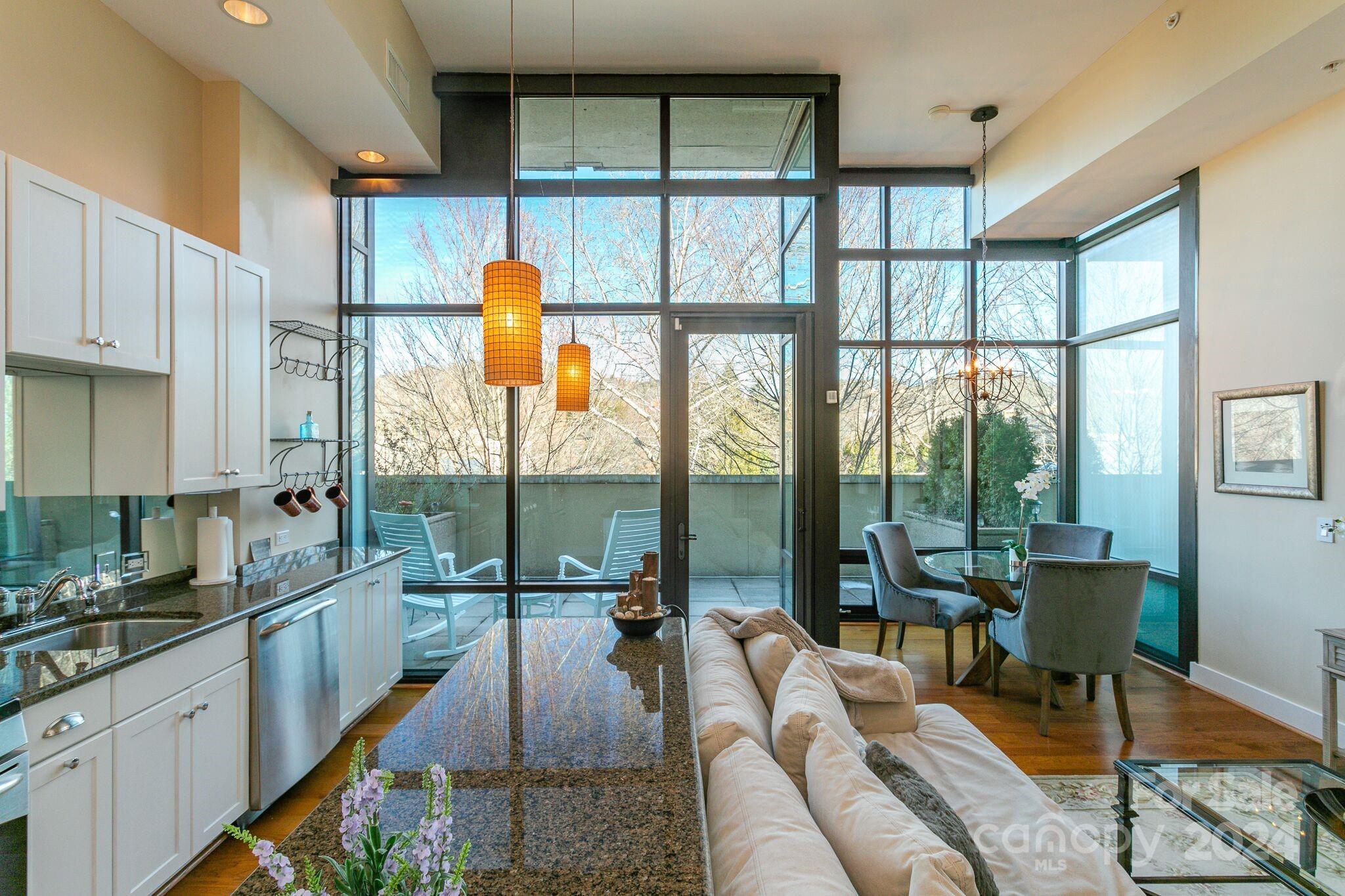 60 North Market - Residential