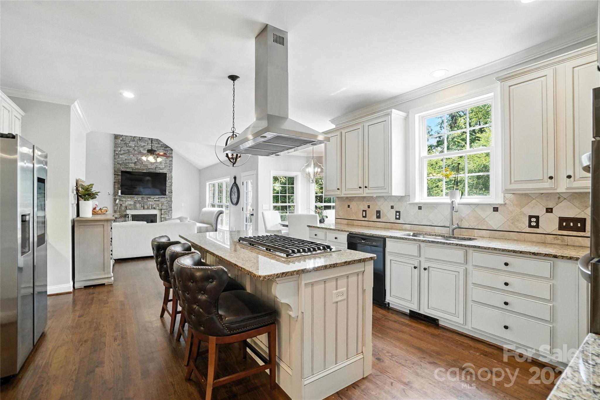 Crown Harbor - Residential