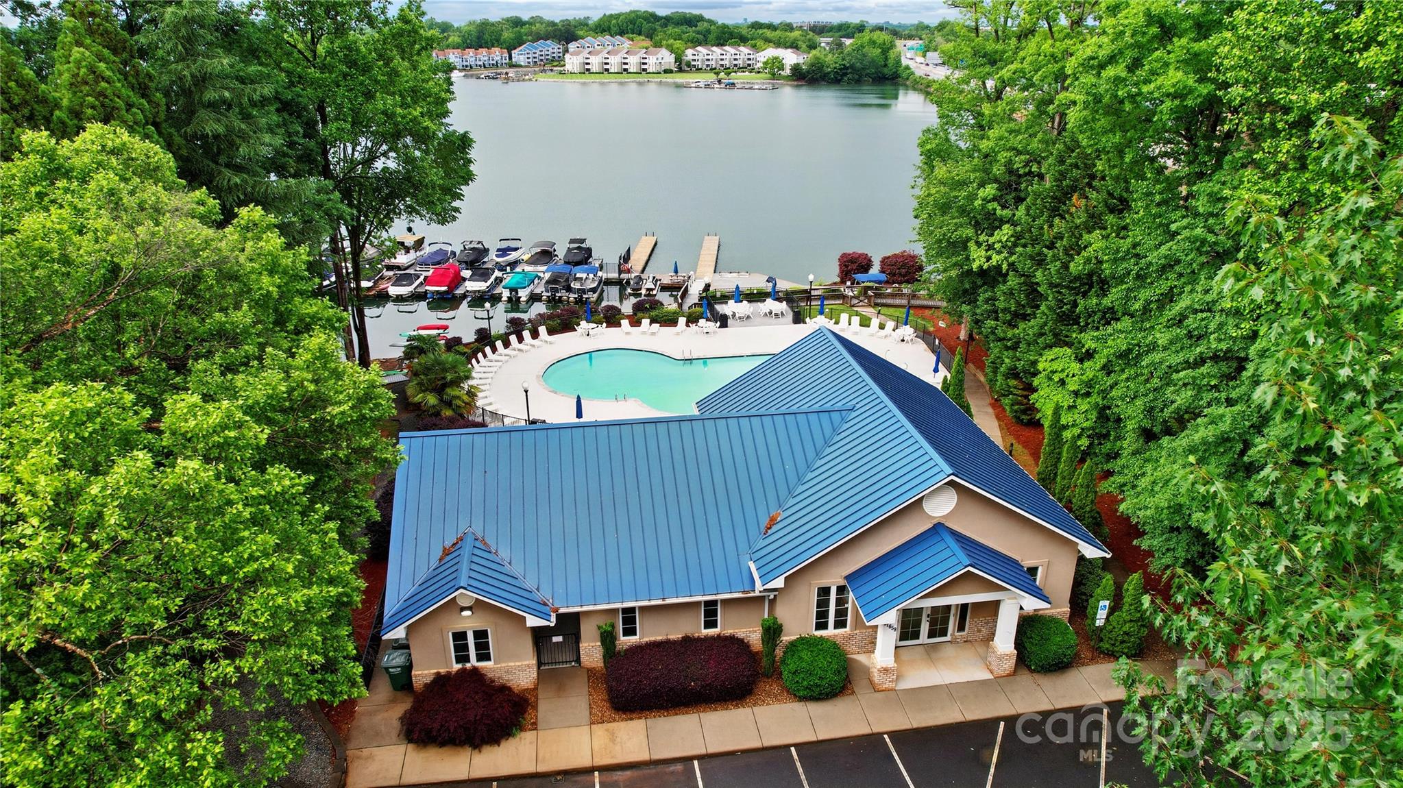 Crown Harbor - Residential