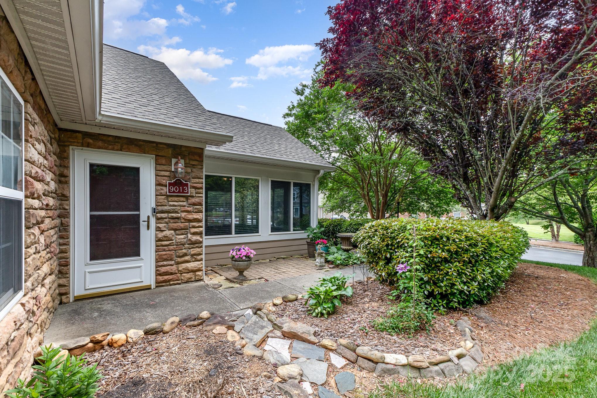 9013 Trellis Pointe Boulevard