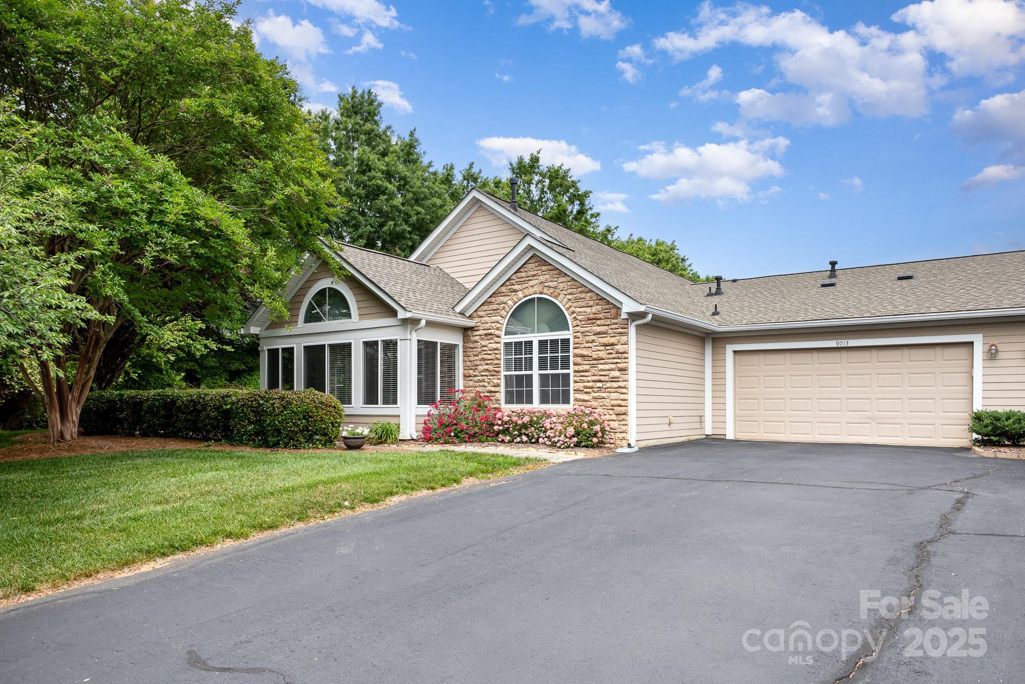 9013 Trellis Pointe Boulevard