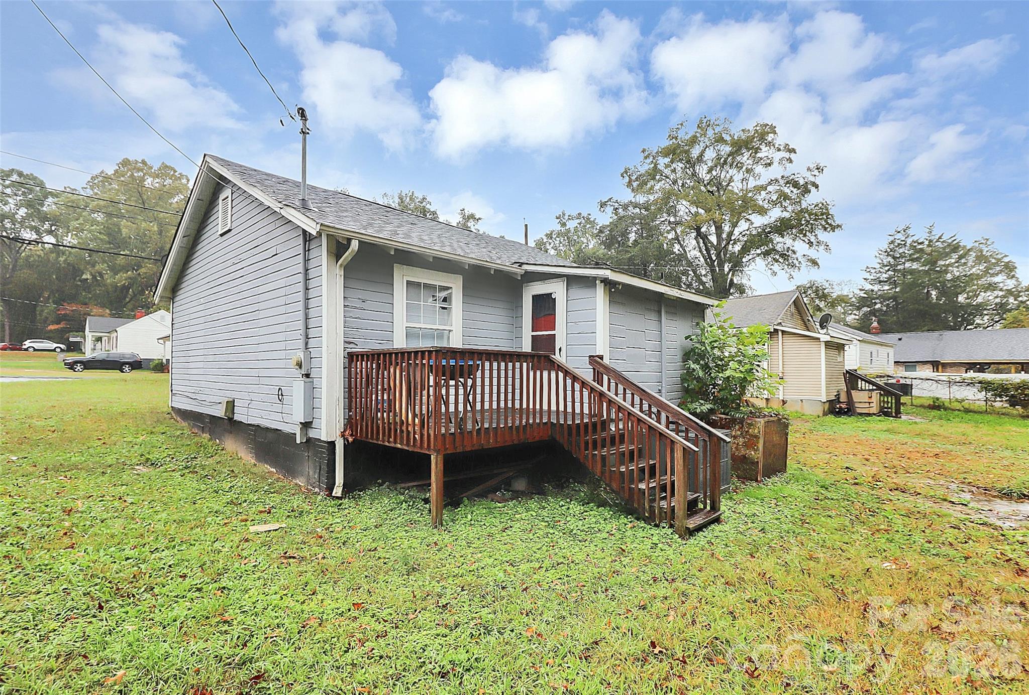 1102 W Davidson Avenue