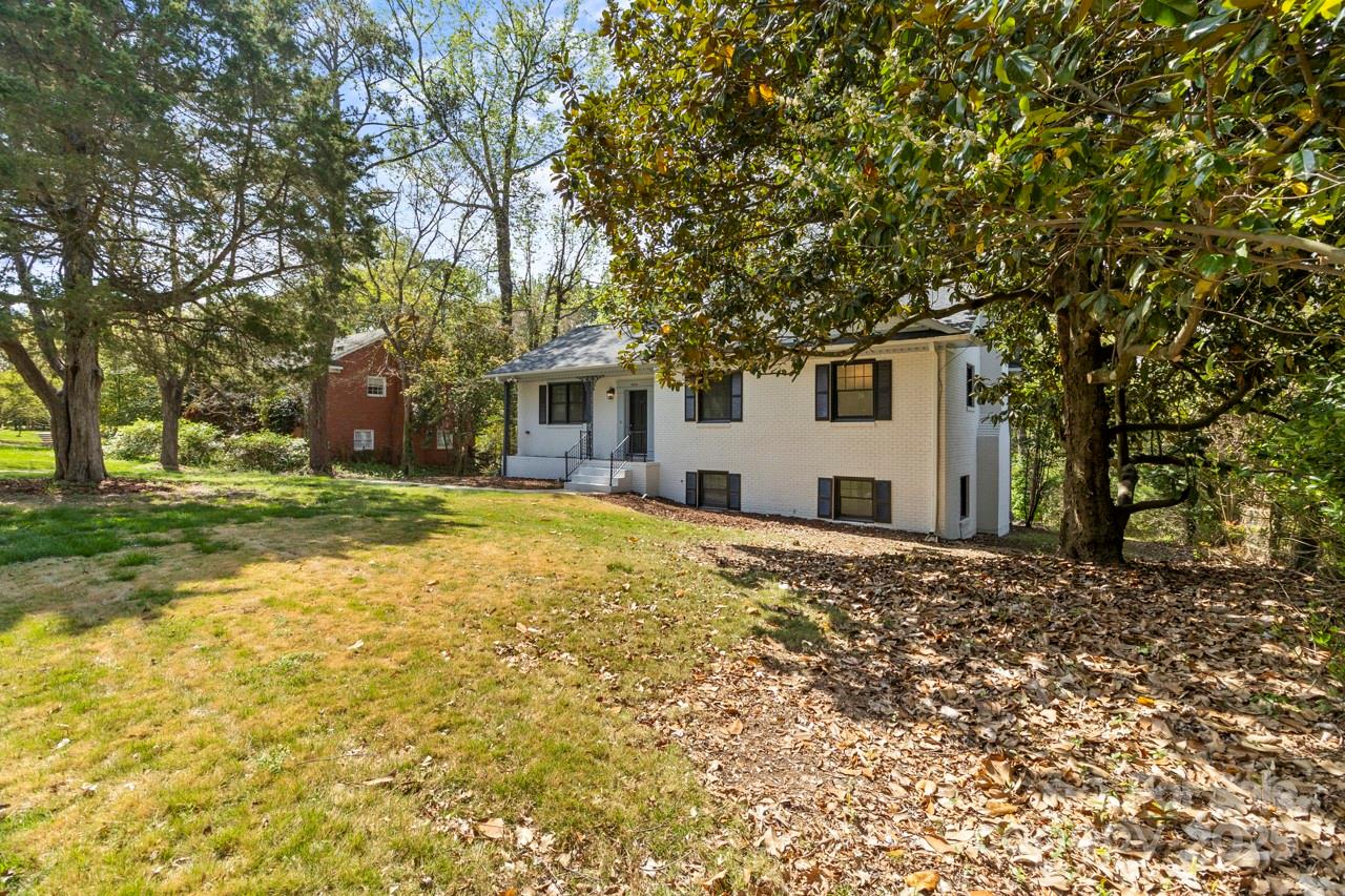 6614 Old Providence Road