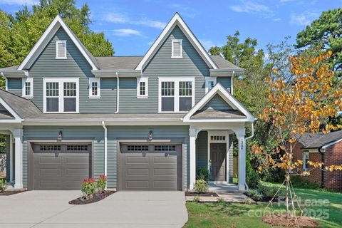 Photo of 1306 Moretz Avenue, Charlotte, NC 28206 (MLS # 4326111)