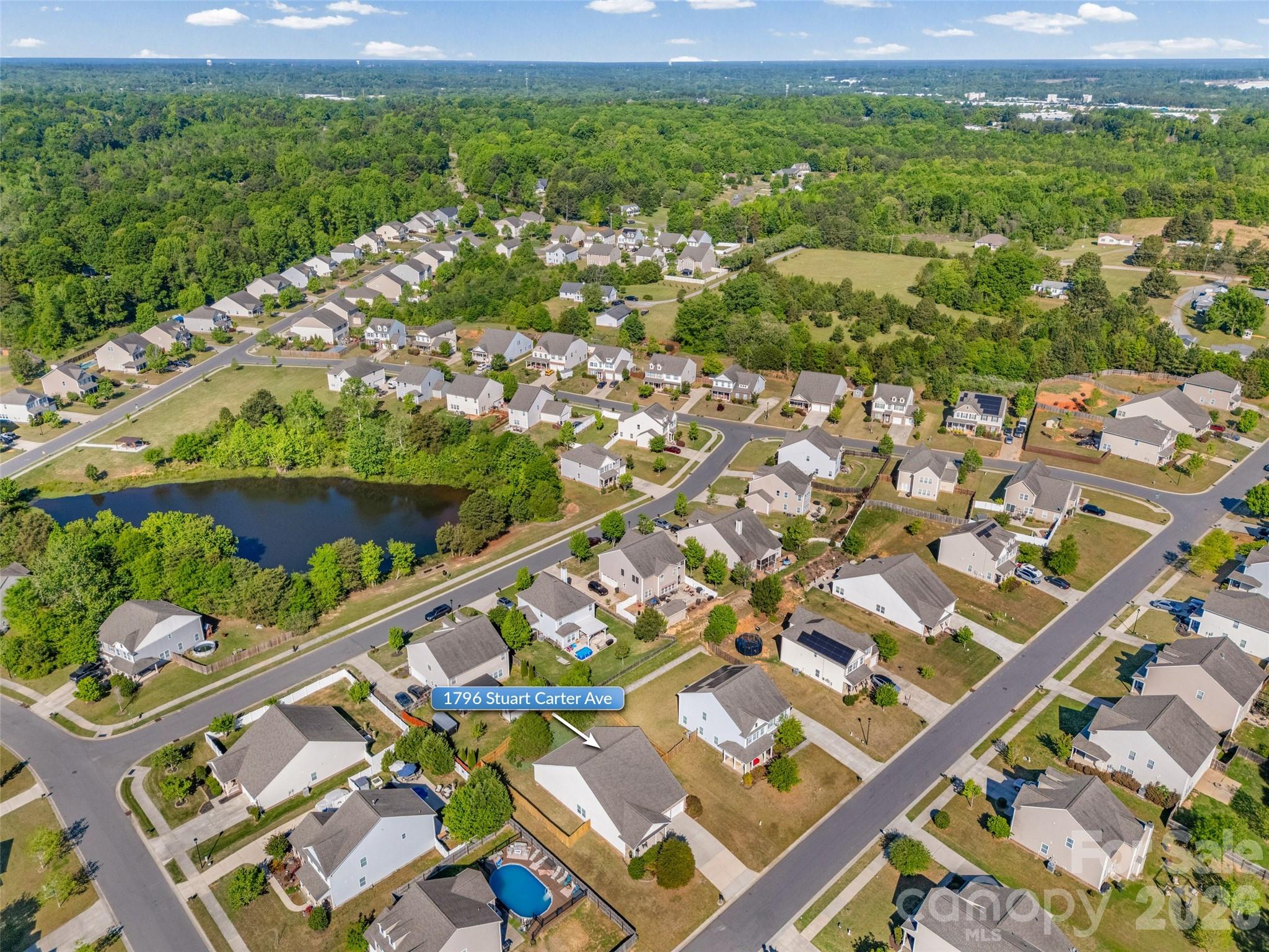 Ellis Pond - Residential