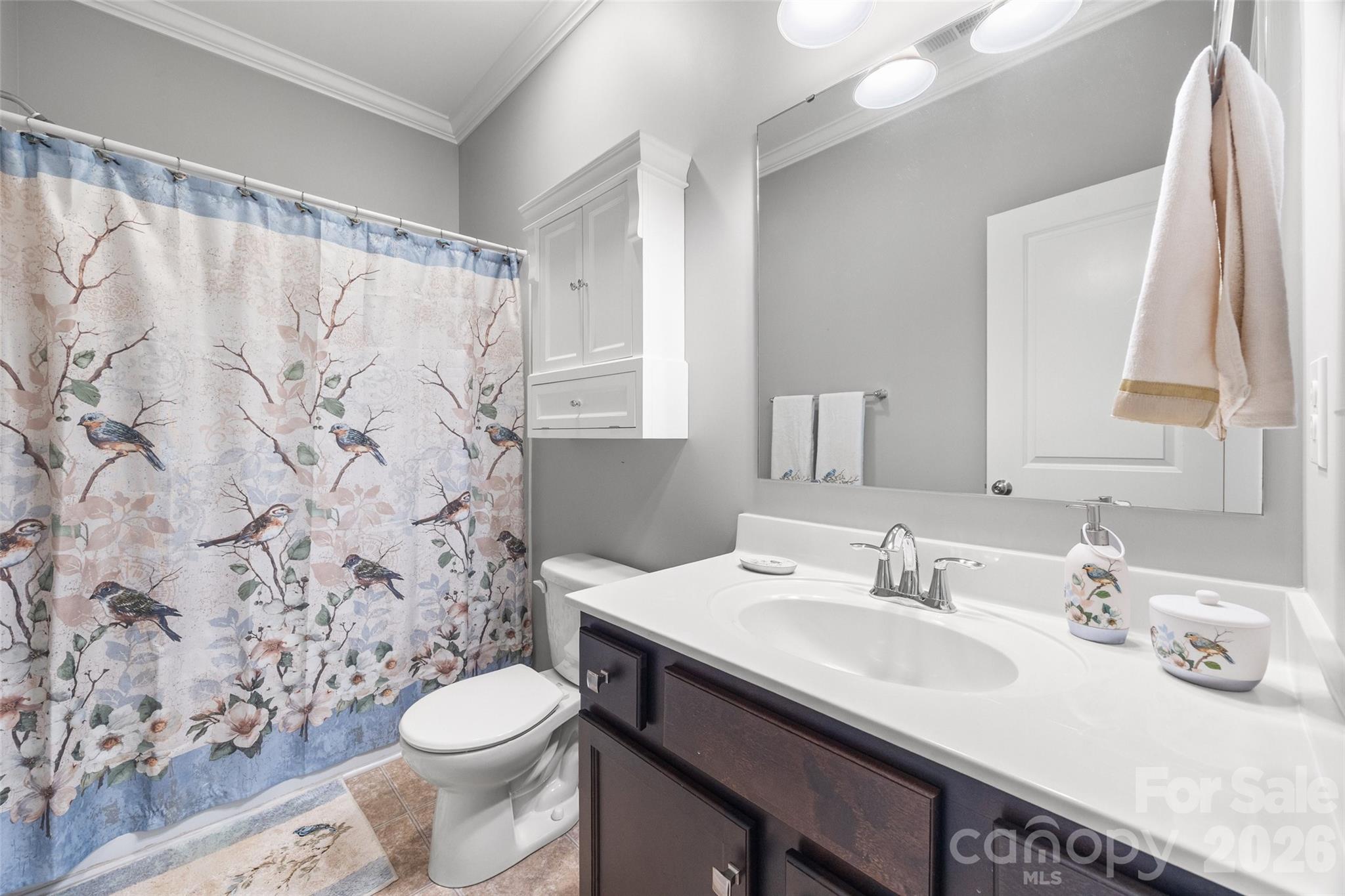 Ellis Pond - Residential