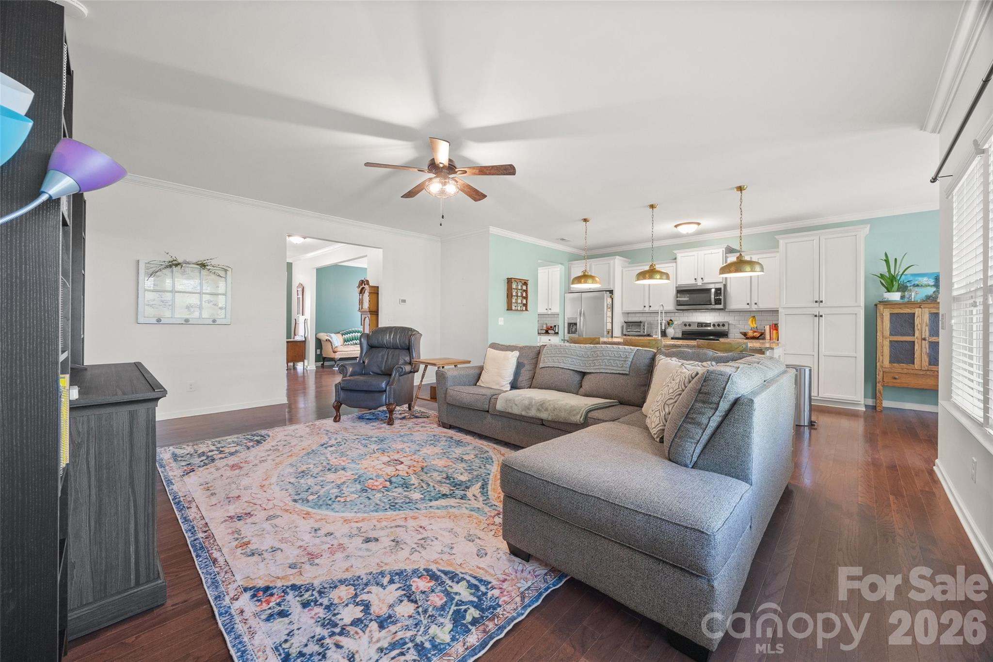 Ellis Pond - Residential