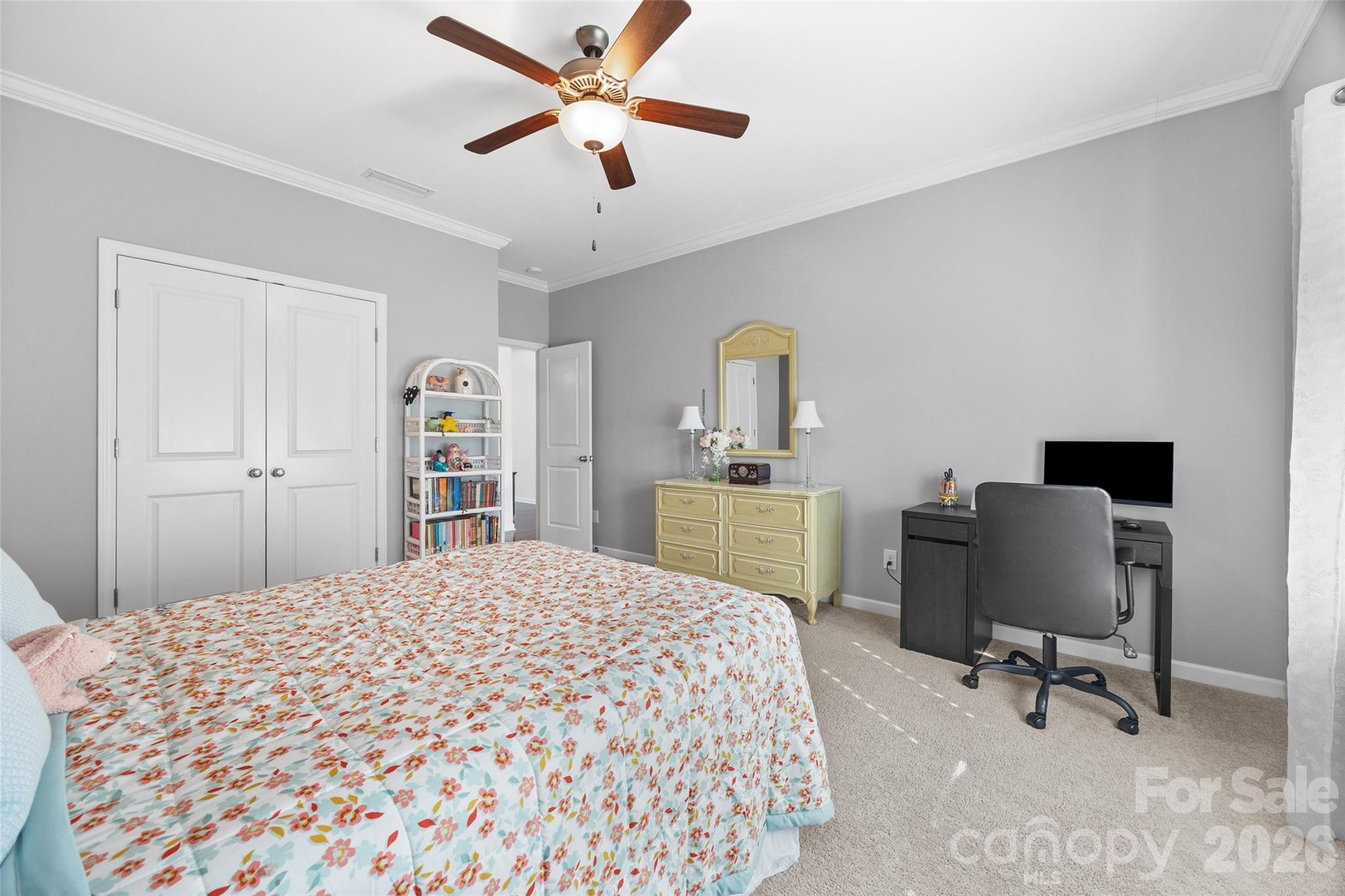 Ellis Pond - Residential