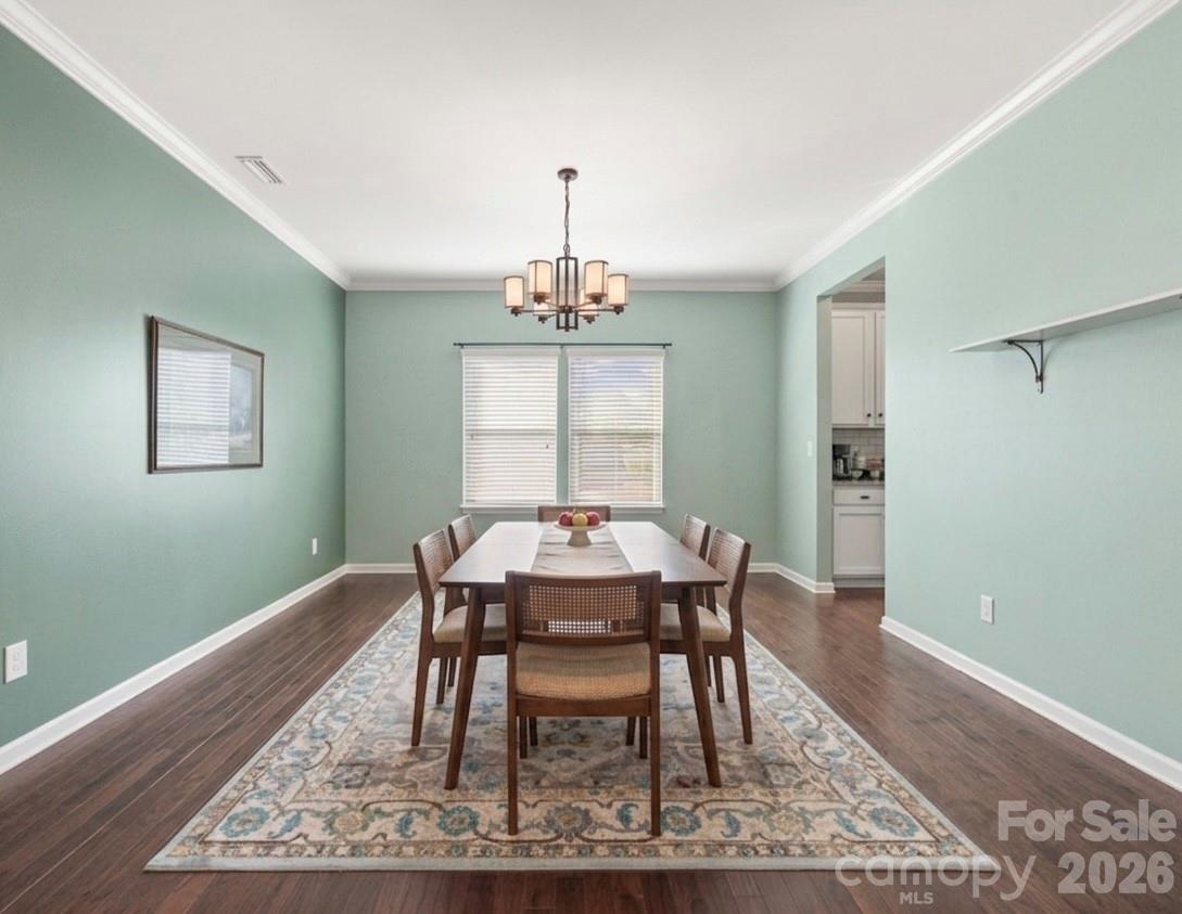 Ellis Pond - Residential