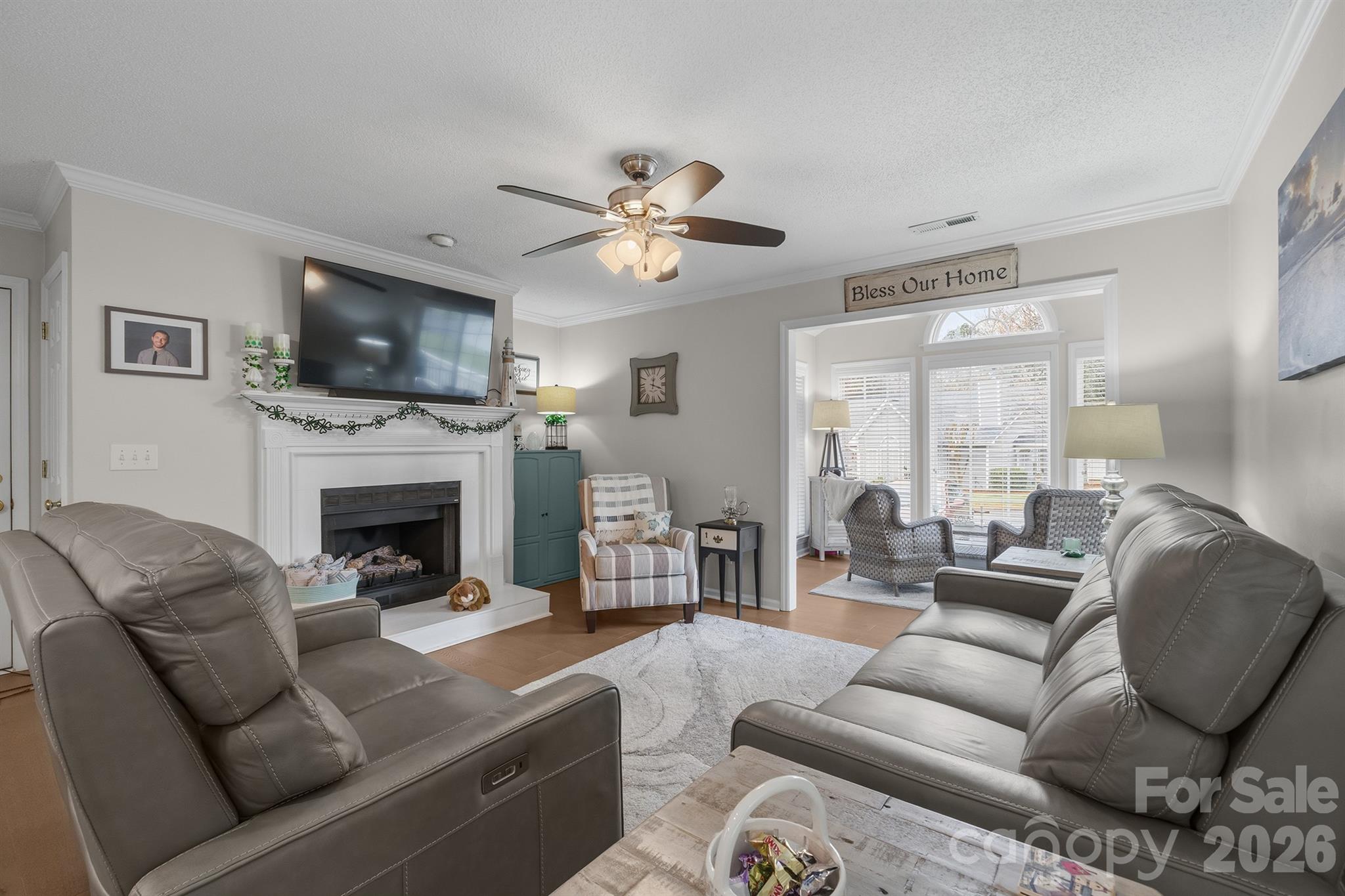 Lake Crest - Residential