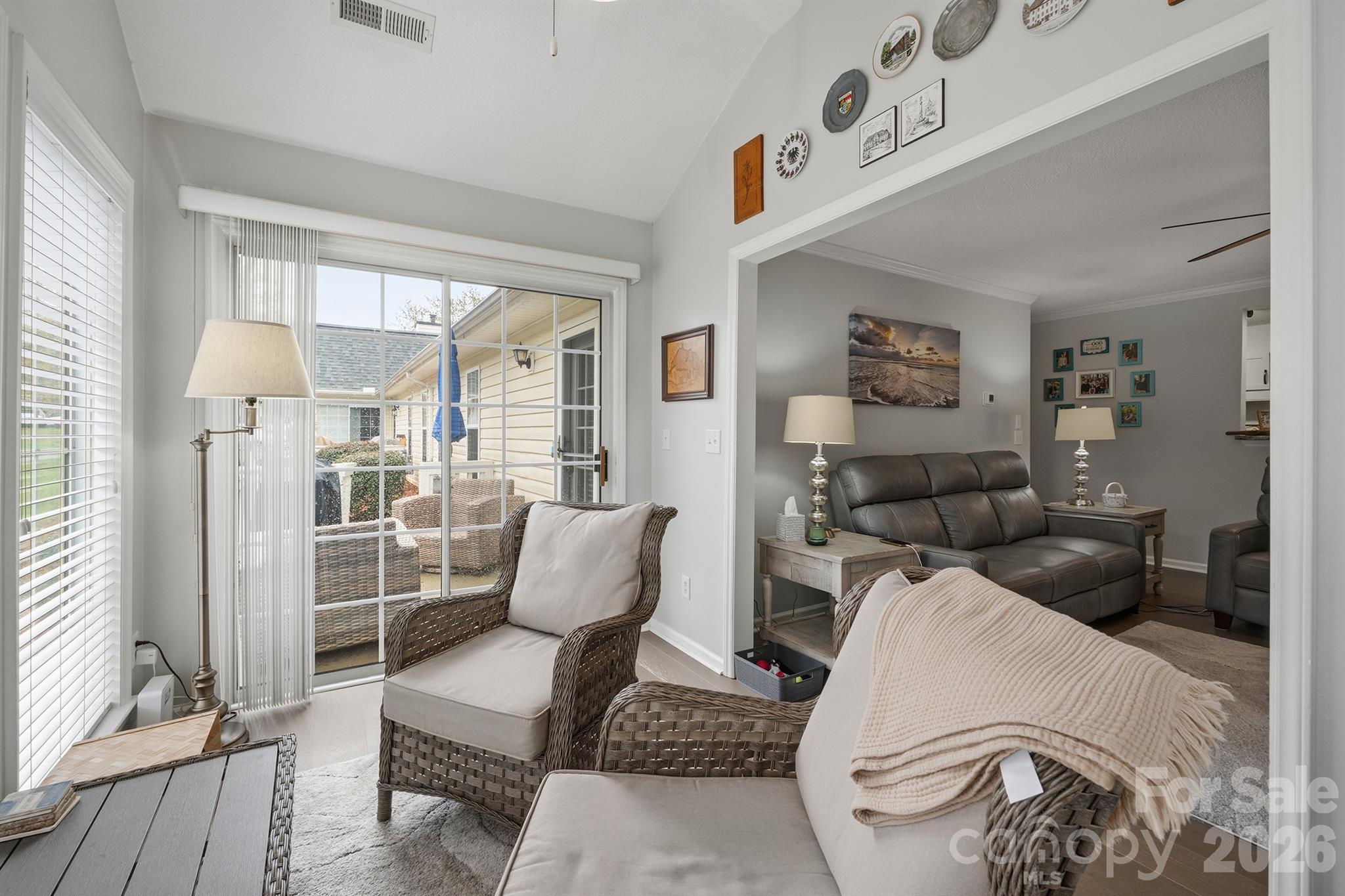 Lake Crest - Residential