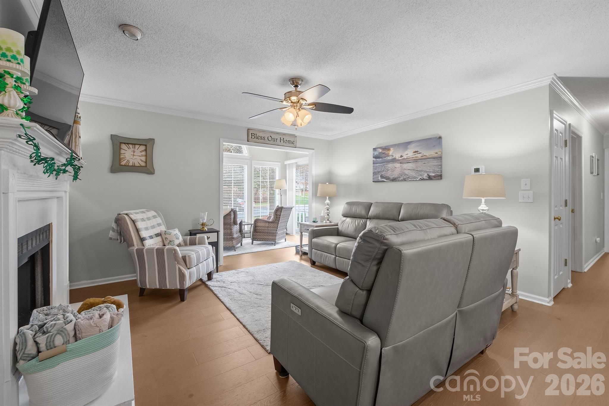 Lake Crest - Residential