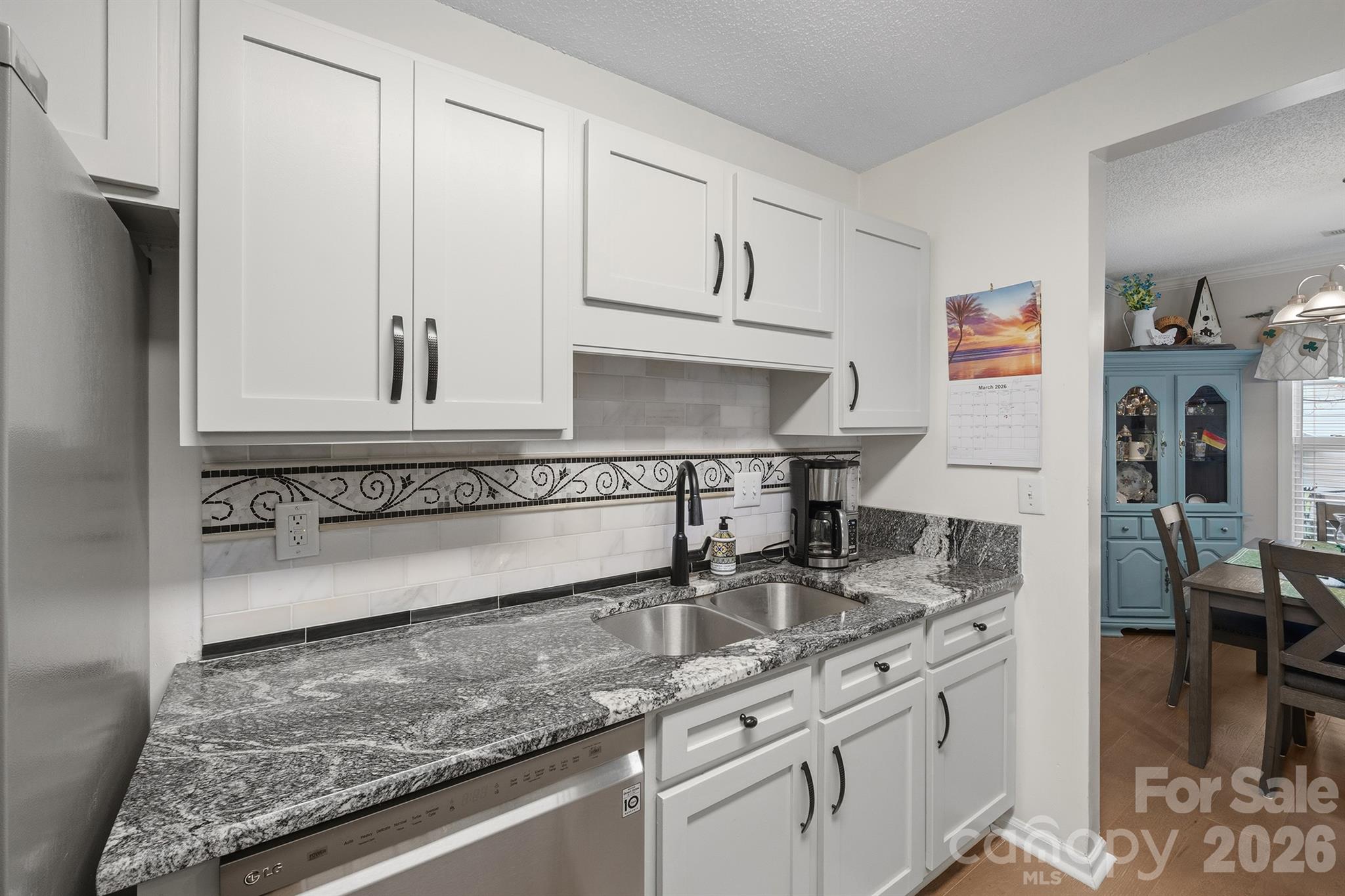 Lake Crest - Residential