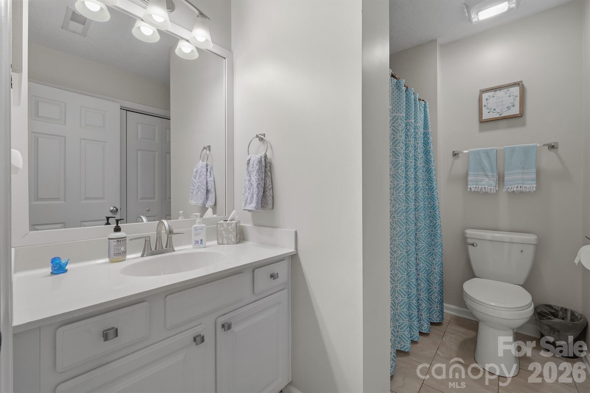 Lake Crest - Residential