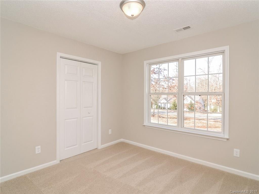 Windward Oaks - Residential