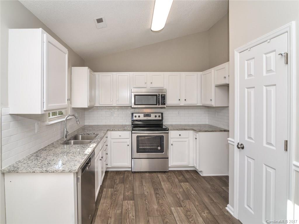 Windward Oaks - Residential