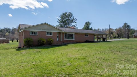 103 Hamp Street Morganton NC 28655