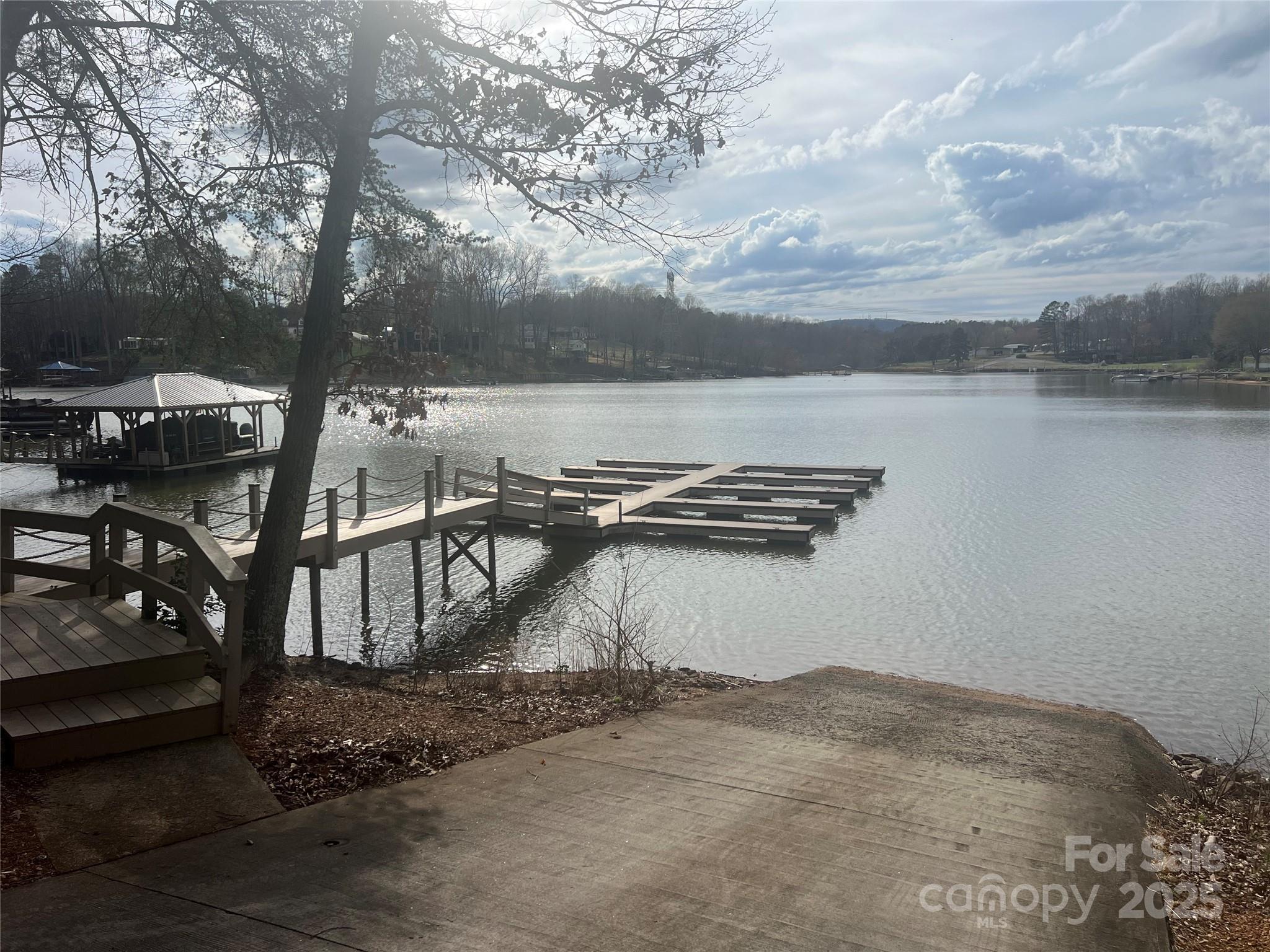 Pebble Bay - Residential