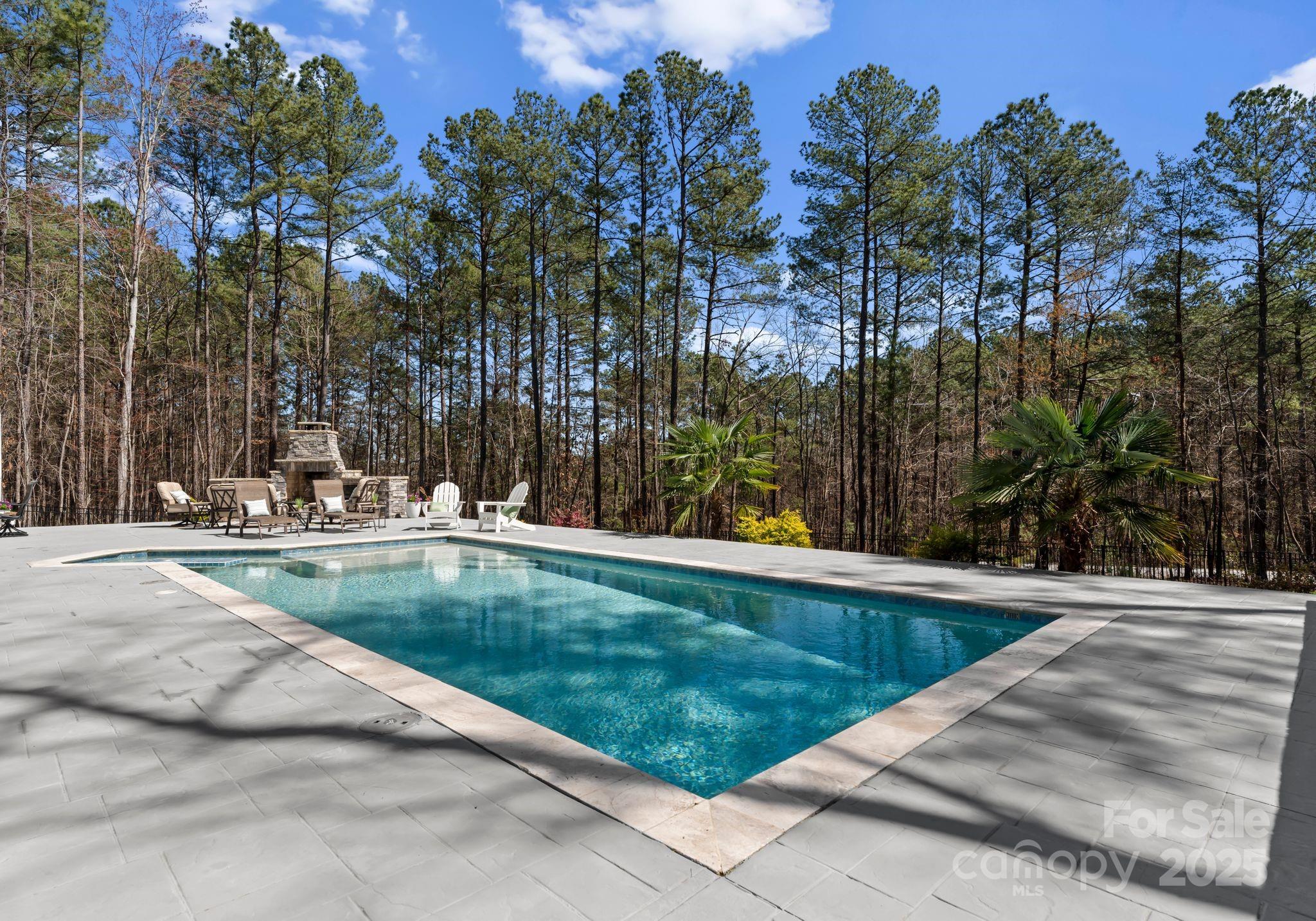 Pebble Bay - Residential