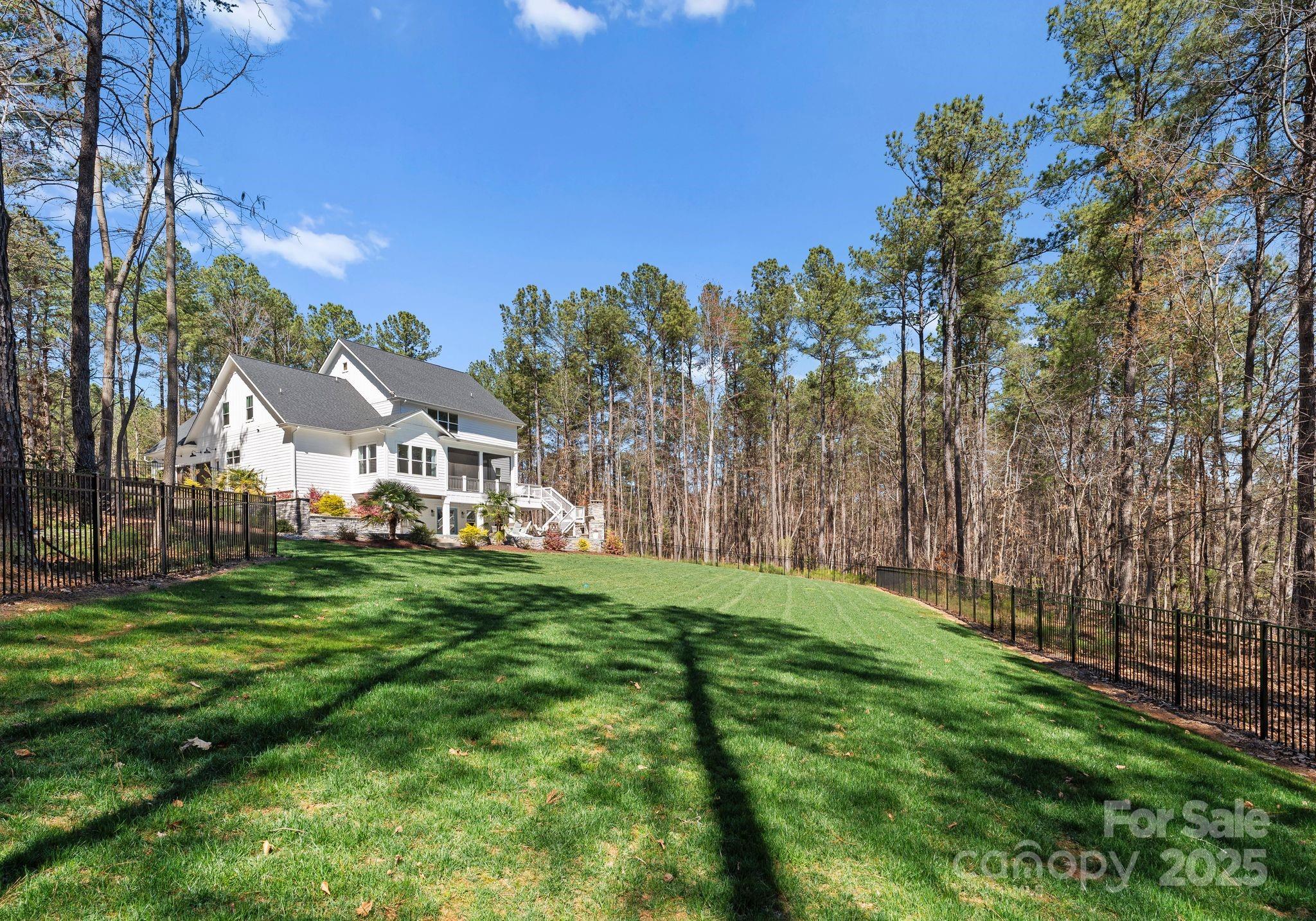 Pebble Bay - Residential