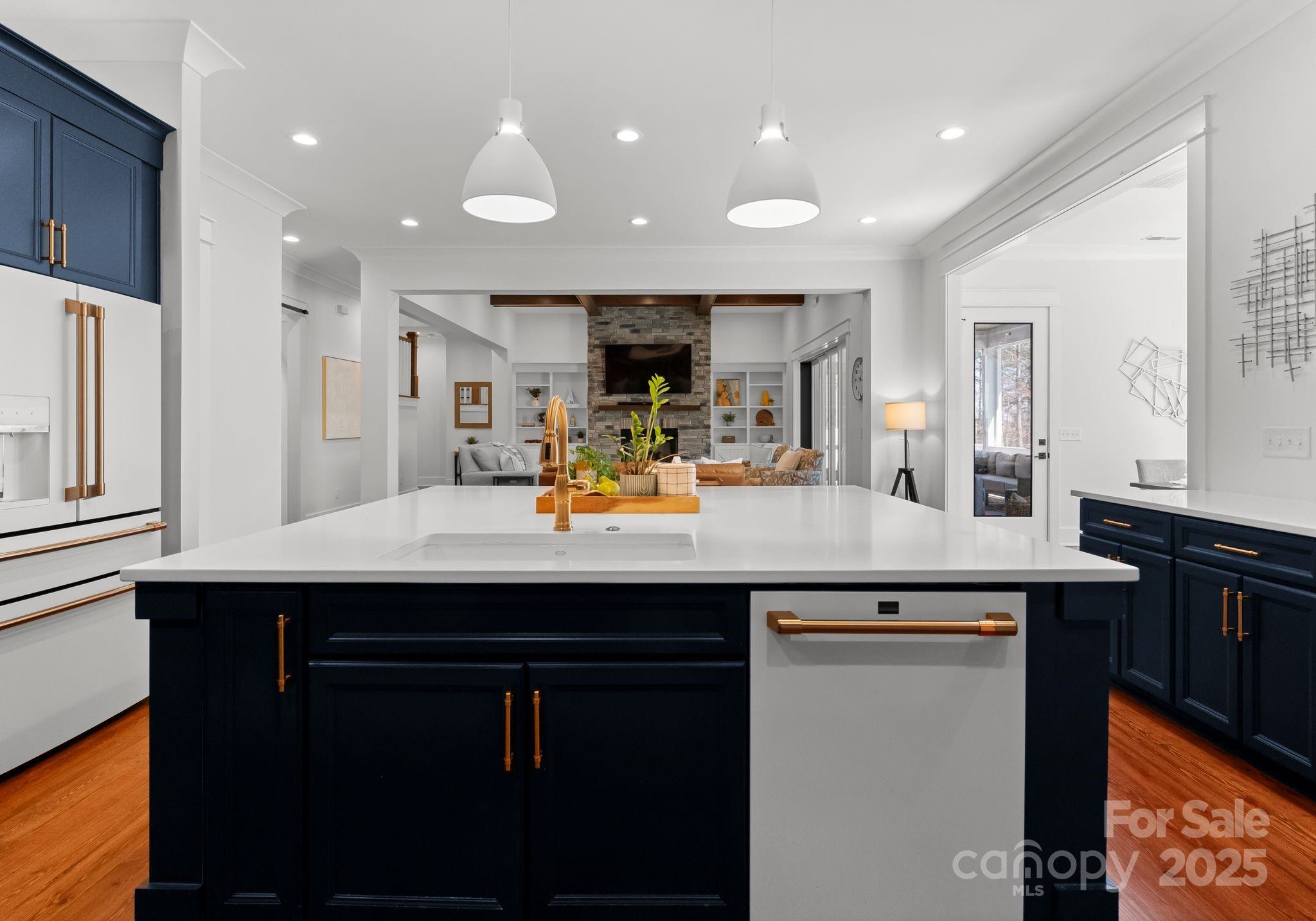 7322 Bay Ridge Drive