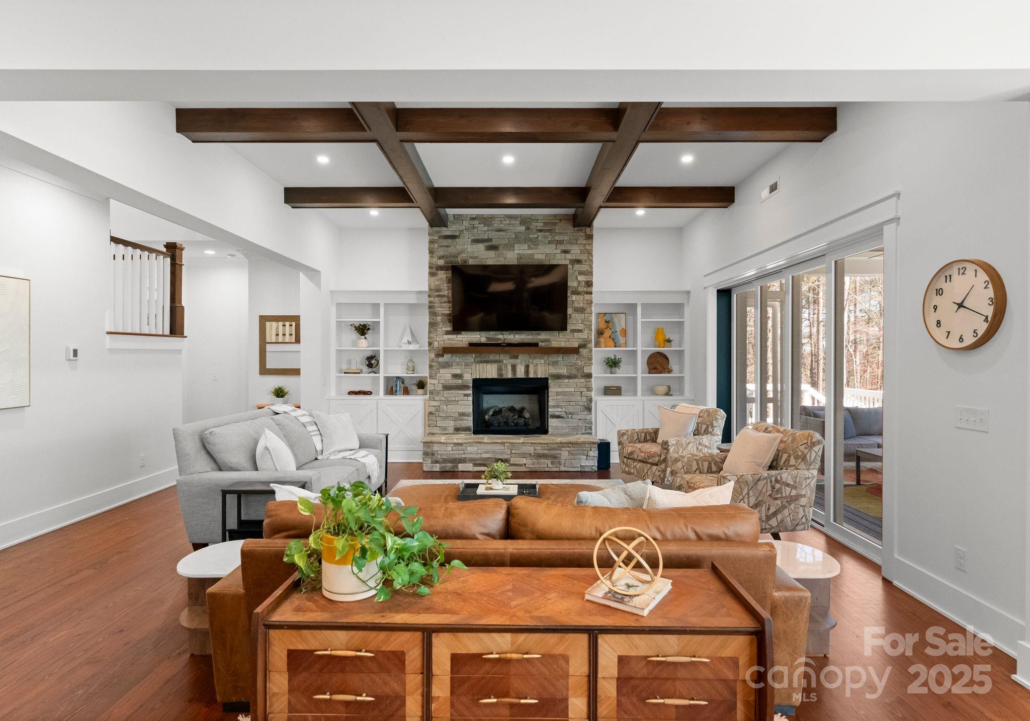 Pebble Bay - Residential