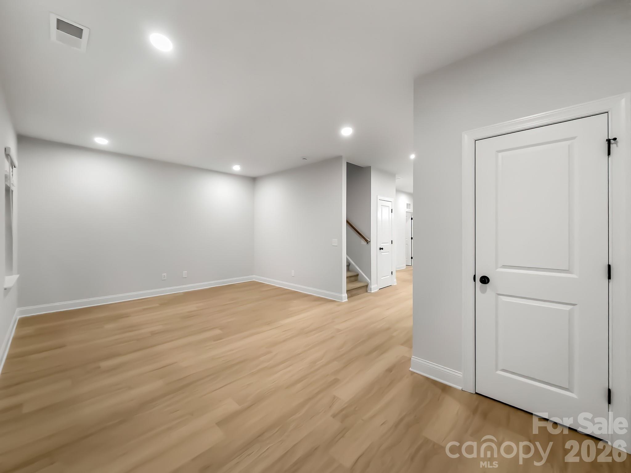 1566 7th Avenue Drive